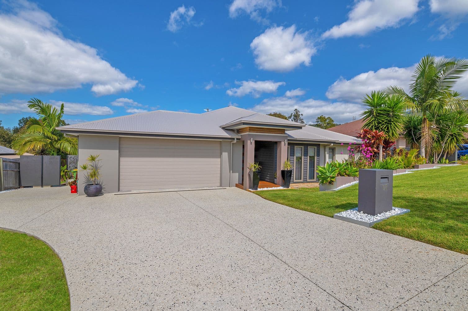 12 Coachella Crescent, Upper Coomera QLD 4209, Upper Coomera - Thumbnail 2