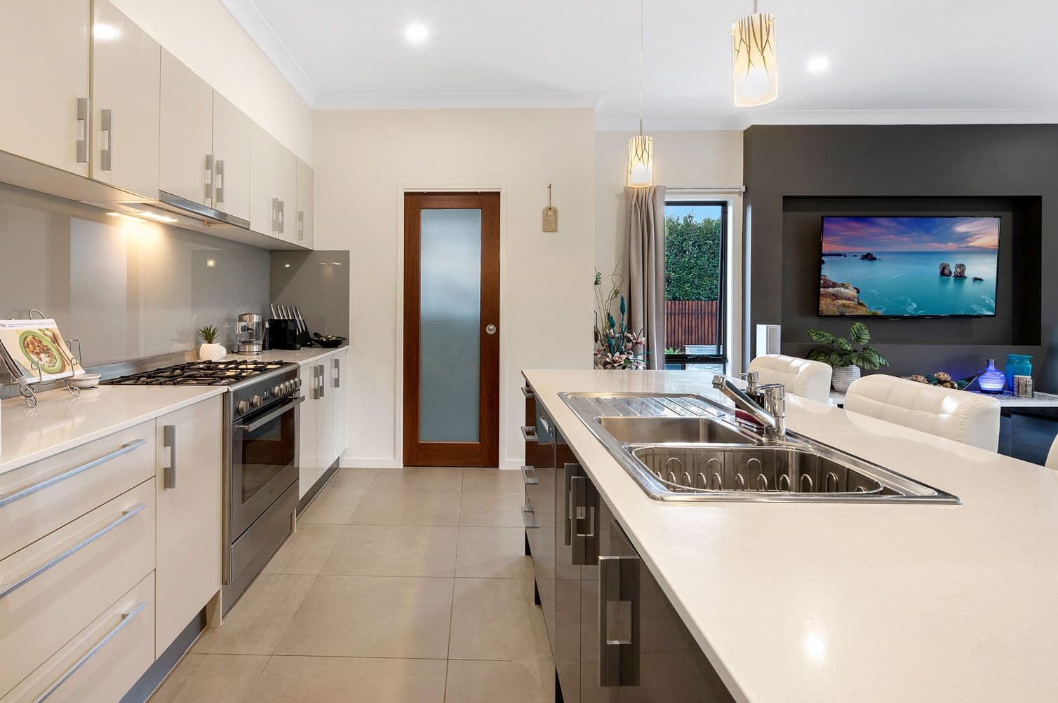 12 Coachella Crescent, Upper Coomera QLD 4209, Upper Coomera - Thumbnail 6