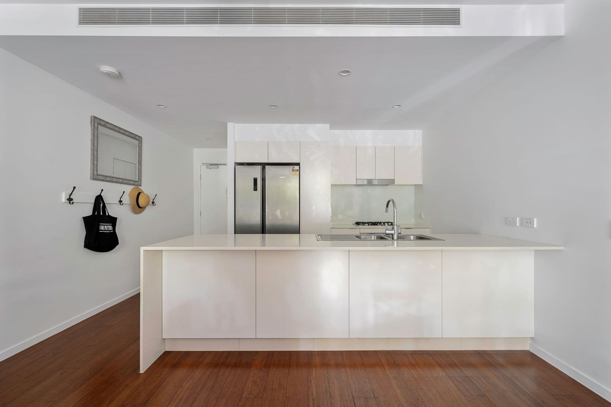 52 Crosby Road, Albion QLD 4010, Albion - Thumbnail 2