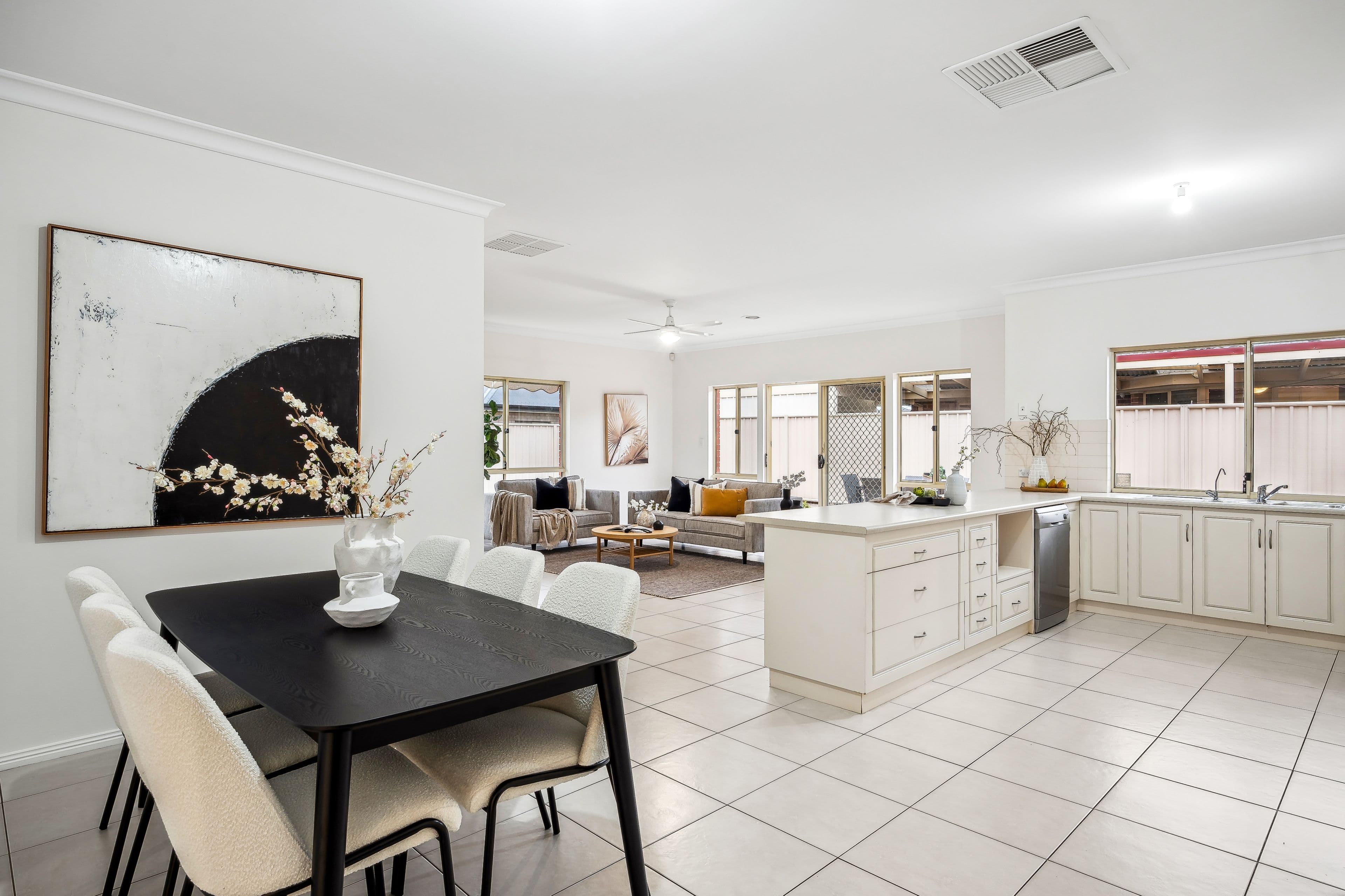 12 Dineen Road, Parafield Gardens SA 5107, Parafield Gardens - Thumbnail 3