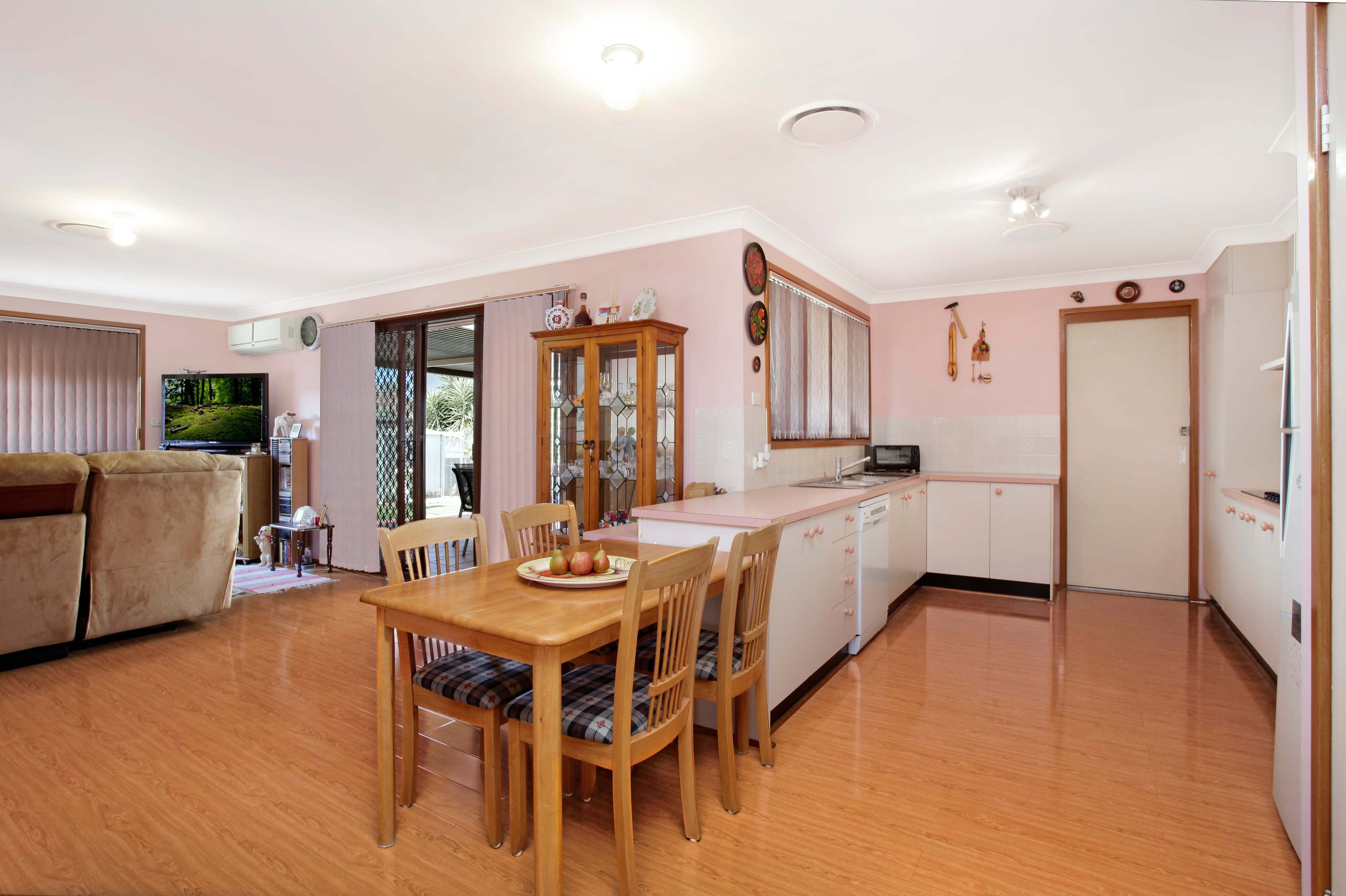 77 Nineveh Crescent, Greenfield Park - Thumbnail 2