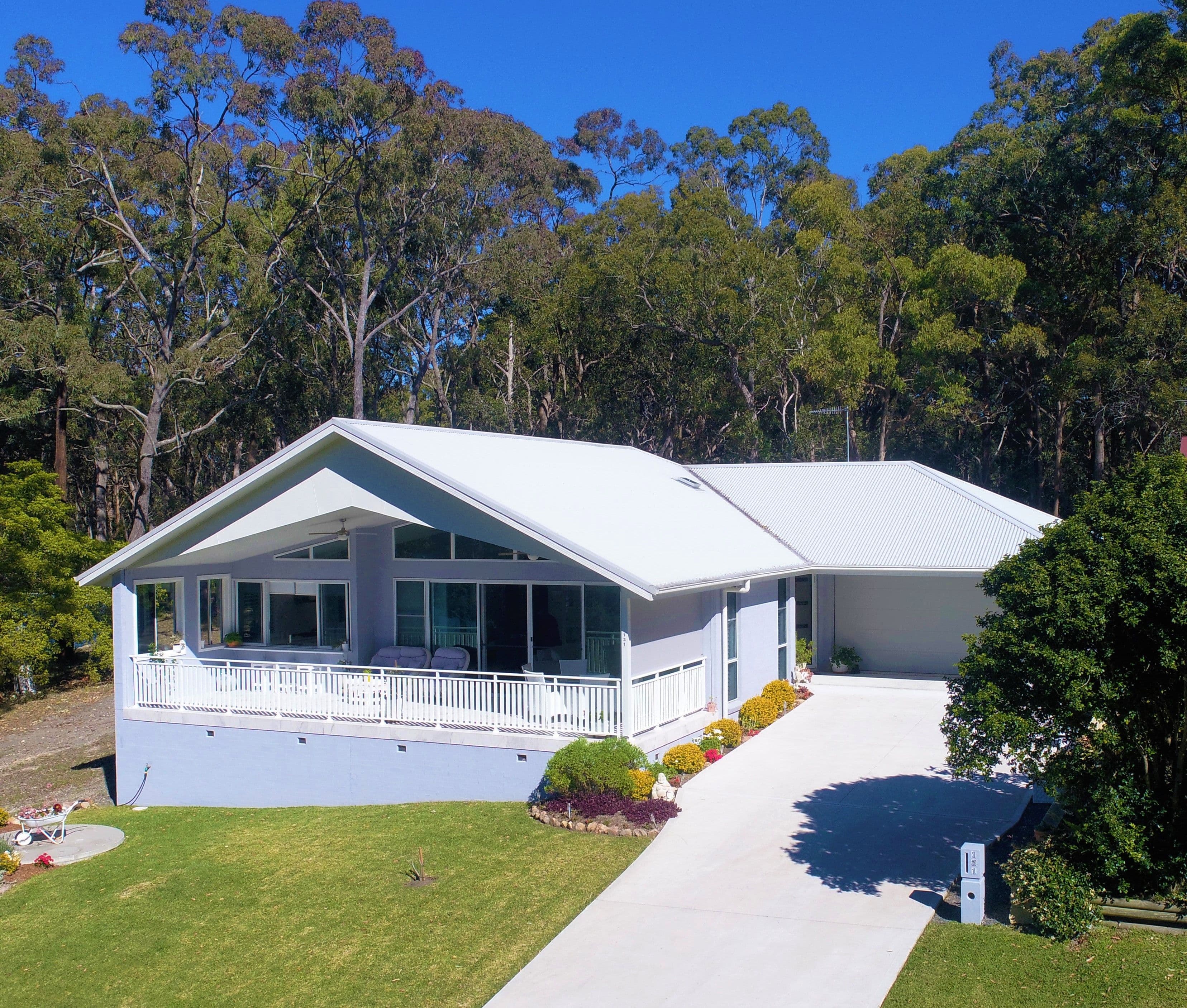 20 Cove Boulevard, North Arm Cove - Image 1