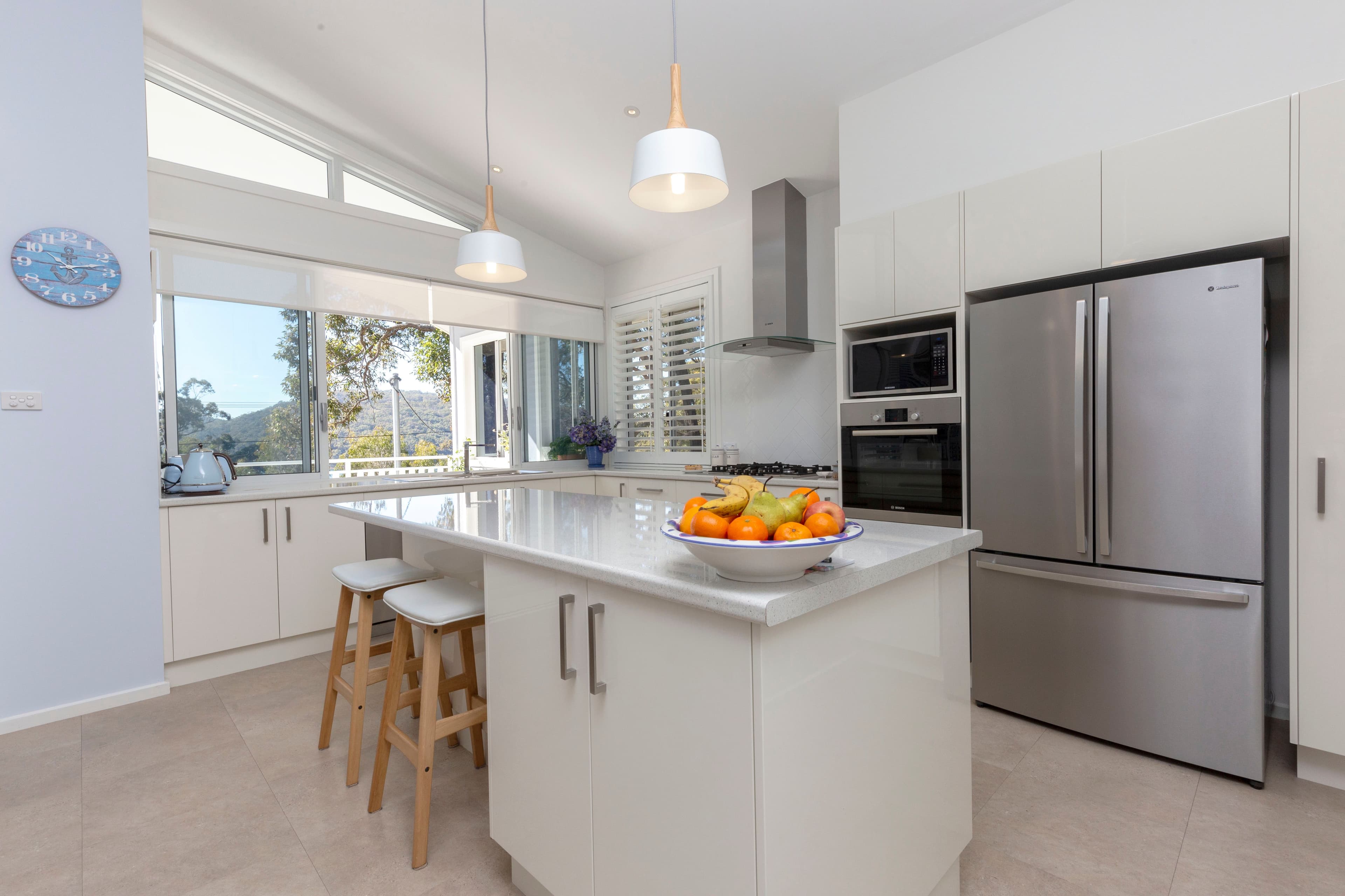 20 Cove Boulevard, North Arm Cove - Thumbnail 4