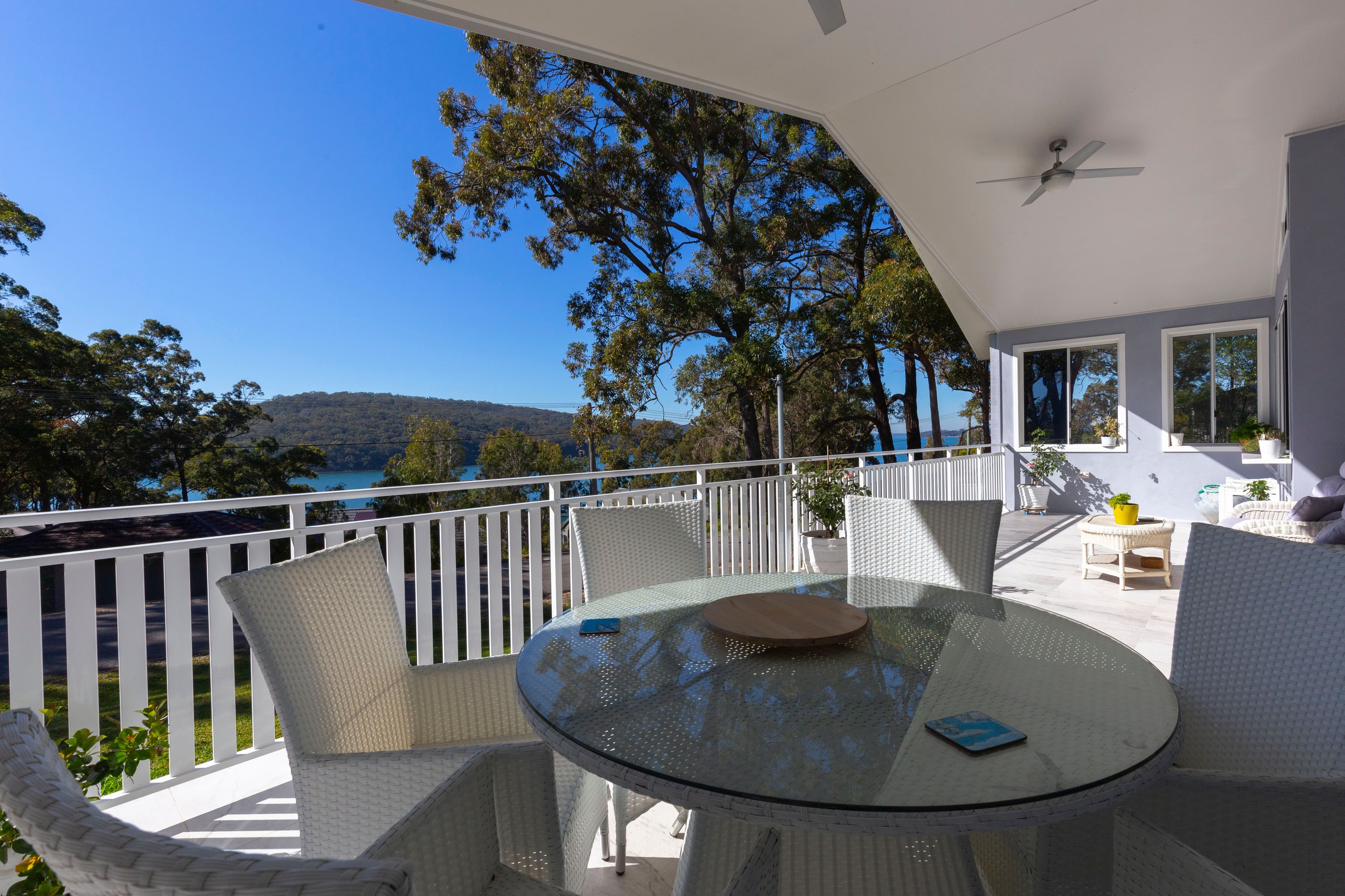 20 Cove Boulevard, North Arm Cove - Thumbnail 5