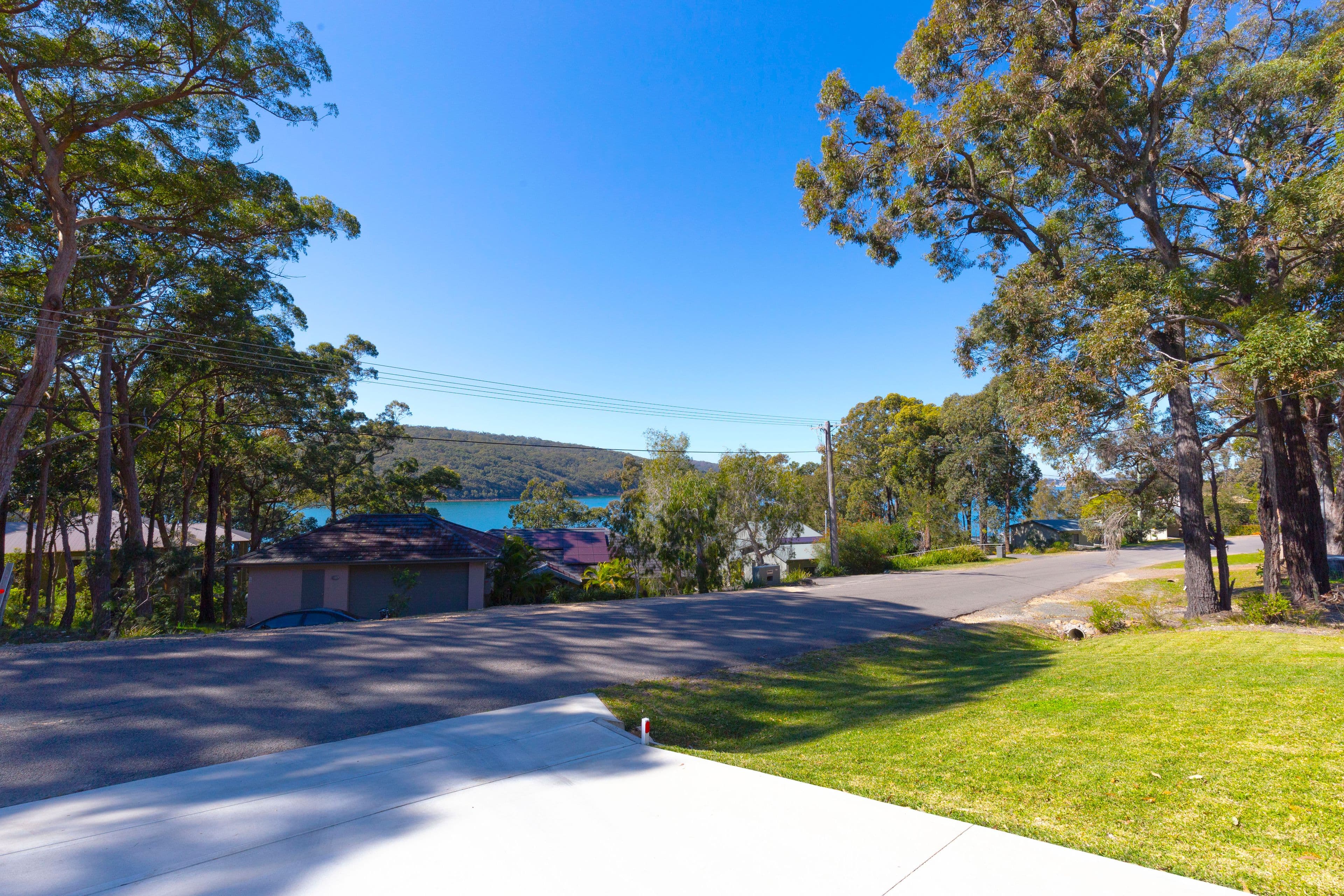 20 Cove Boulevard, North Arm Cove - Thumbnail 6