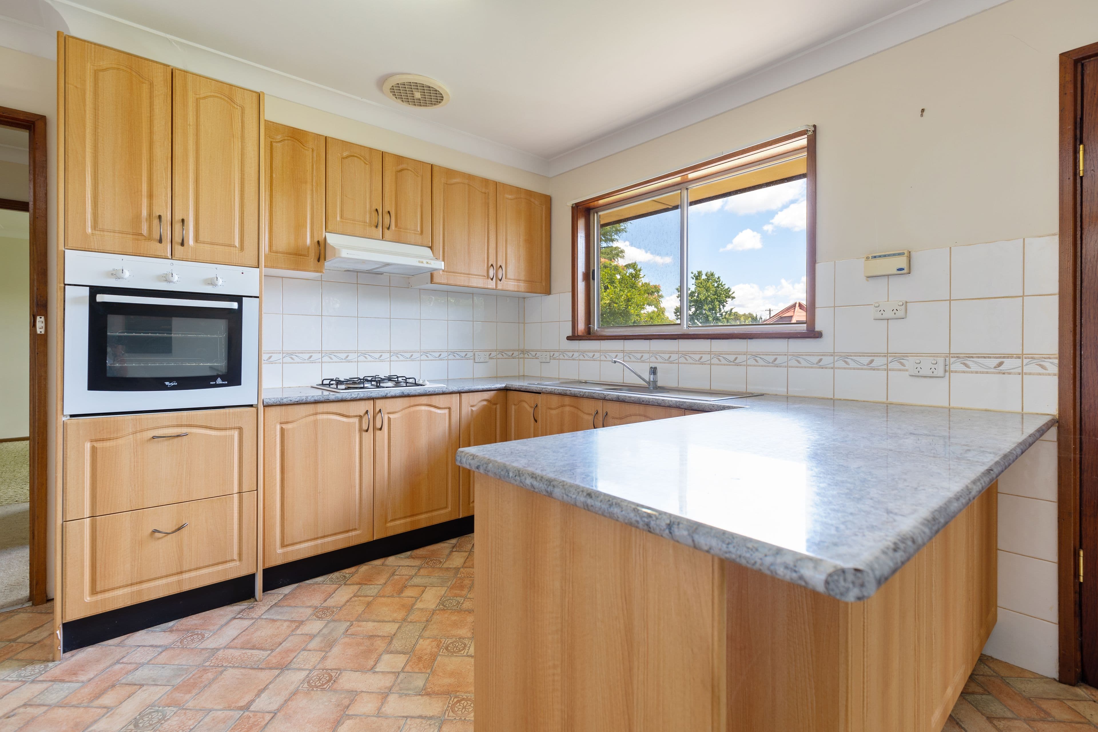 86 Raye Street, Tolland NSW 2650, Tolland - Thumbnail 3