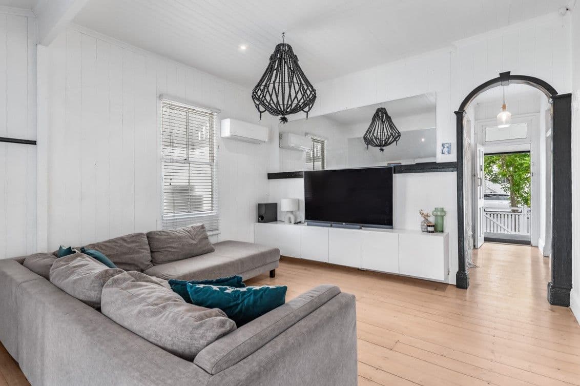 28 Blackmore Street, Windsor QLD 4030, Windsor - Thumbnail 4