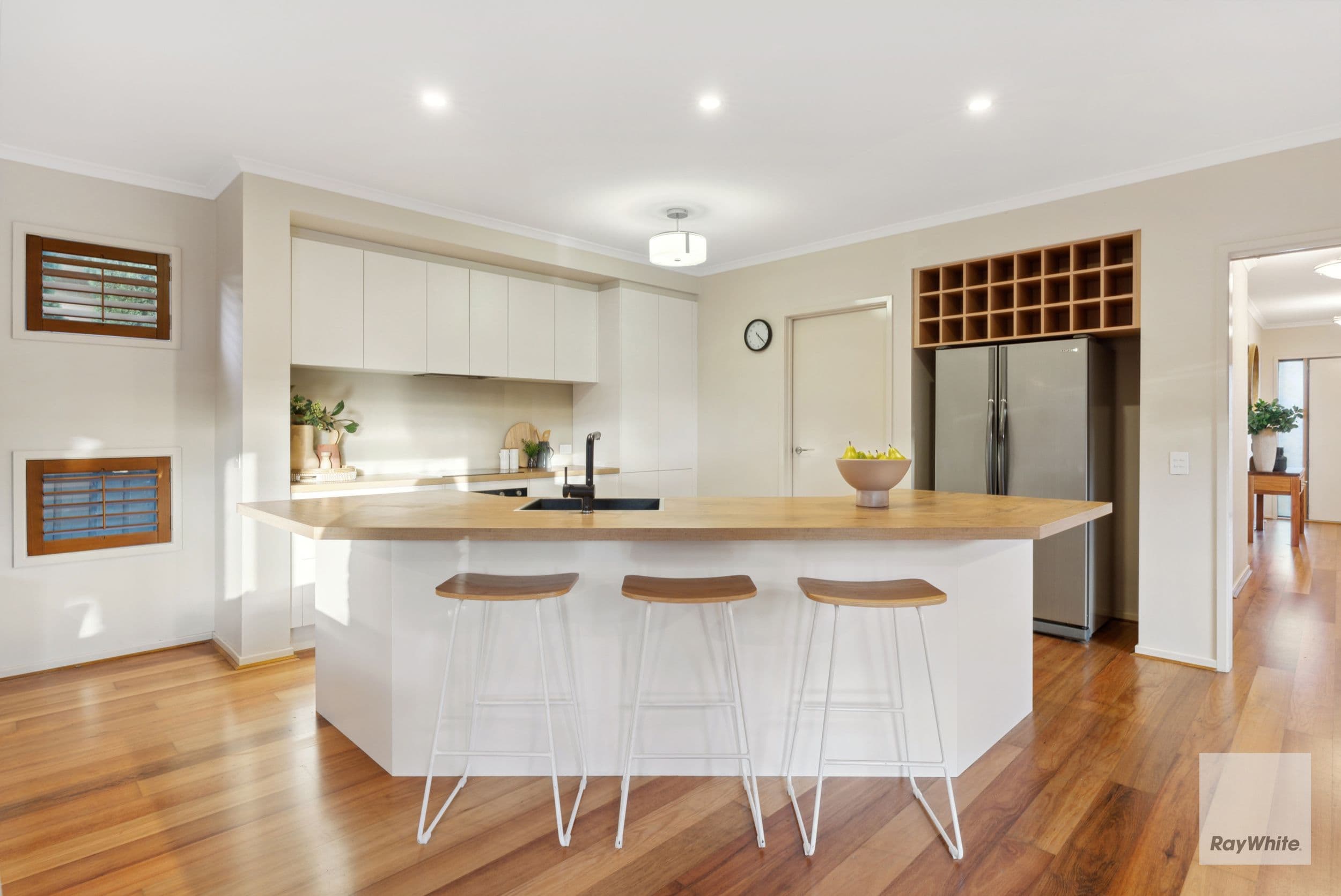 17 Argyle Way, Taylors Hill VIC 3037, Taylors Hill - Thumbnail 3