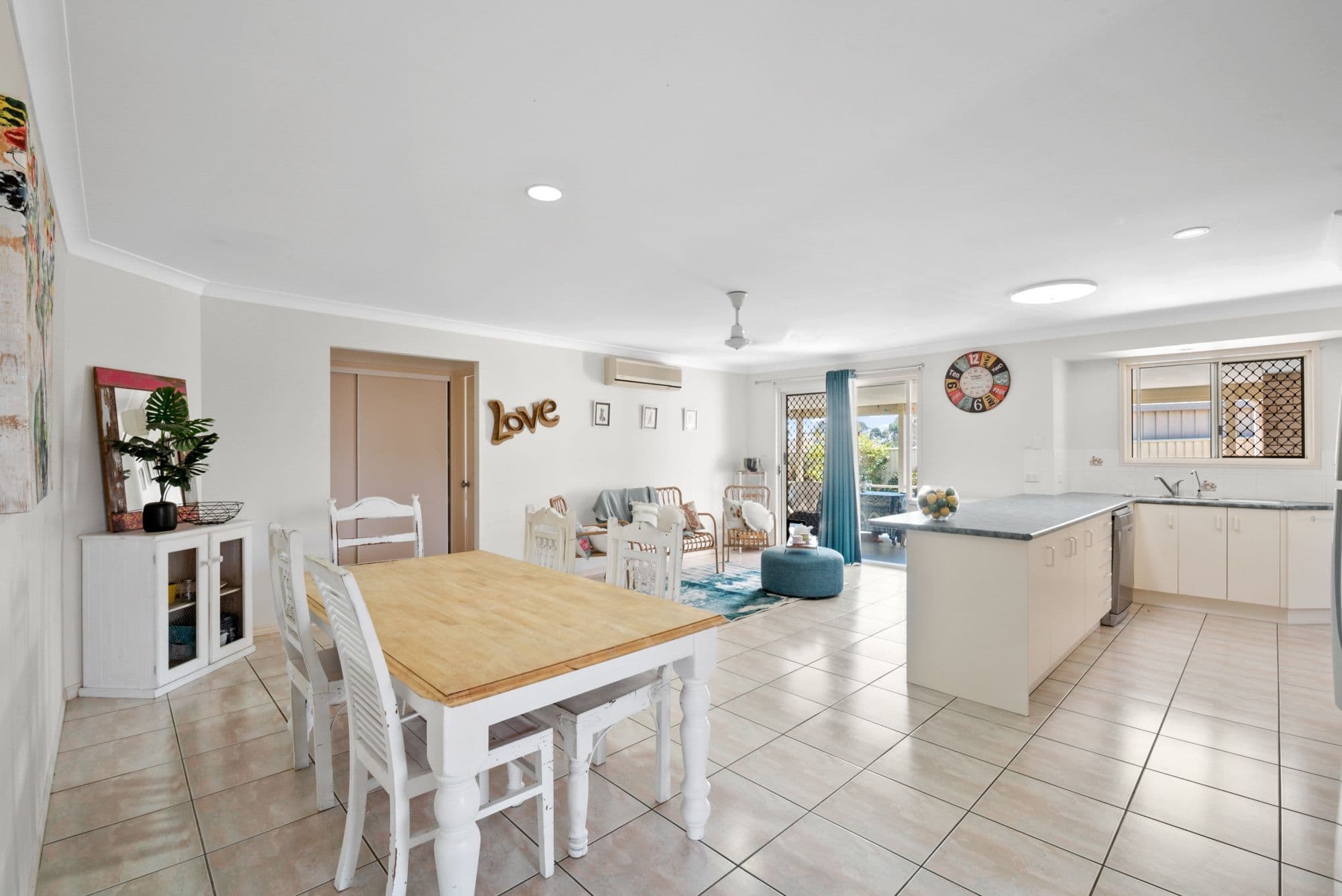 6 Gloria Court, Deception Bay QLD 4508, Deception Bay - Thumbnail 2