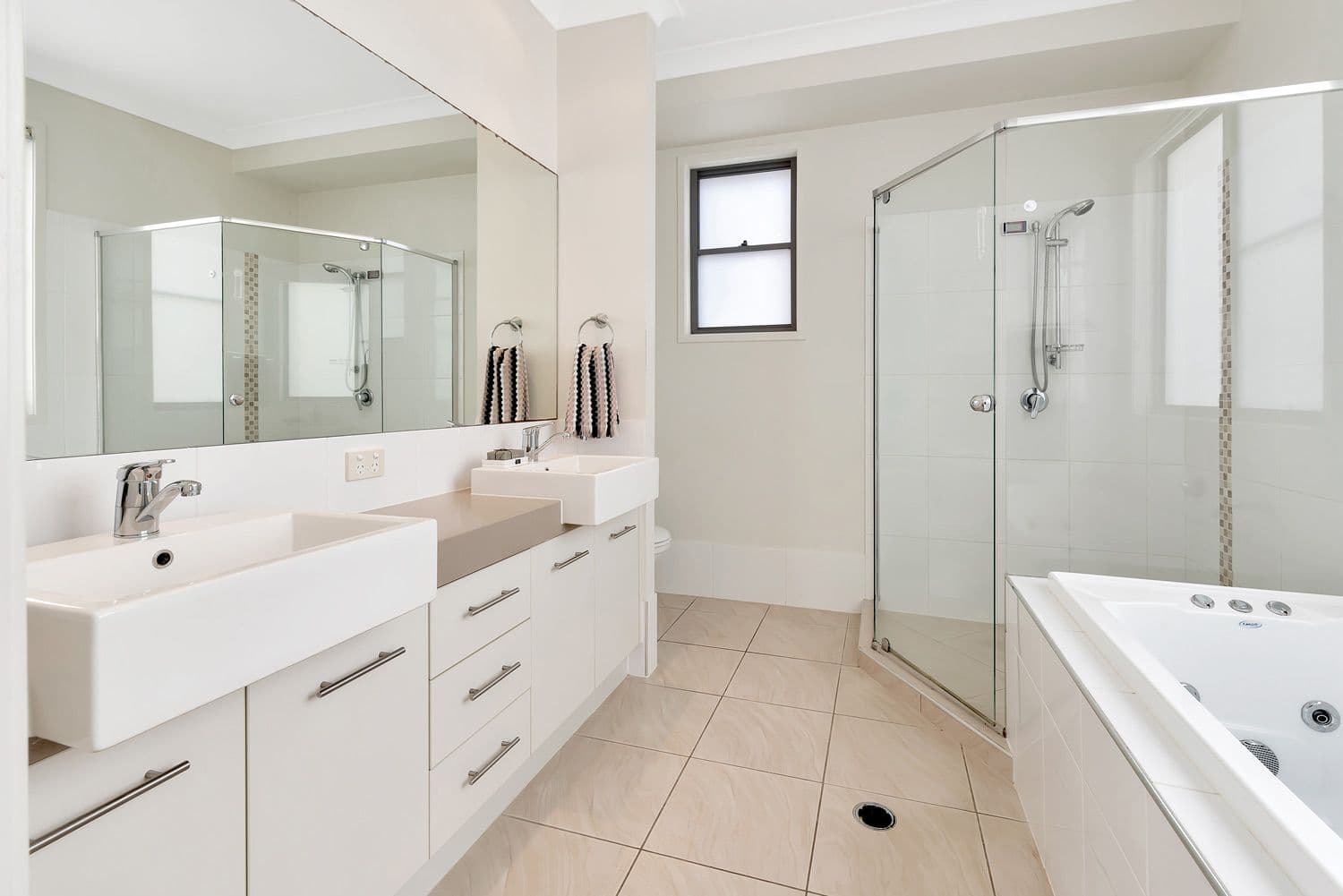 25 Peregrine Crescent, Coomera QLD 4209, Coomera - Thumbnail 8