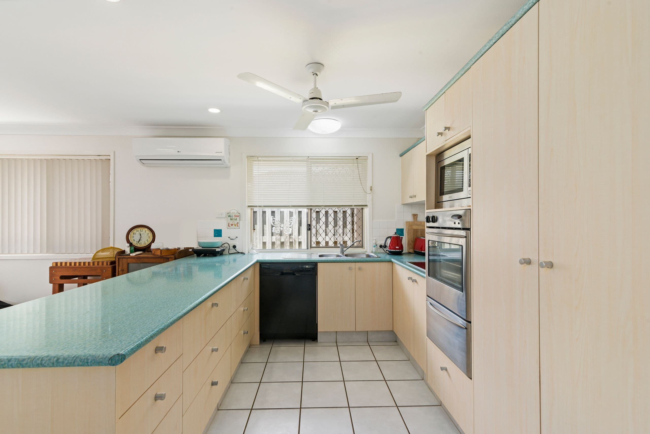 4 Keegan Circuit, Currumbin Waters QLD 4223, Currumbin Waters - Thumbnail 4