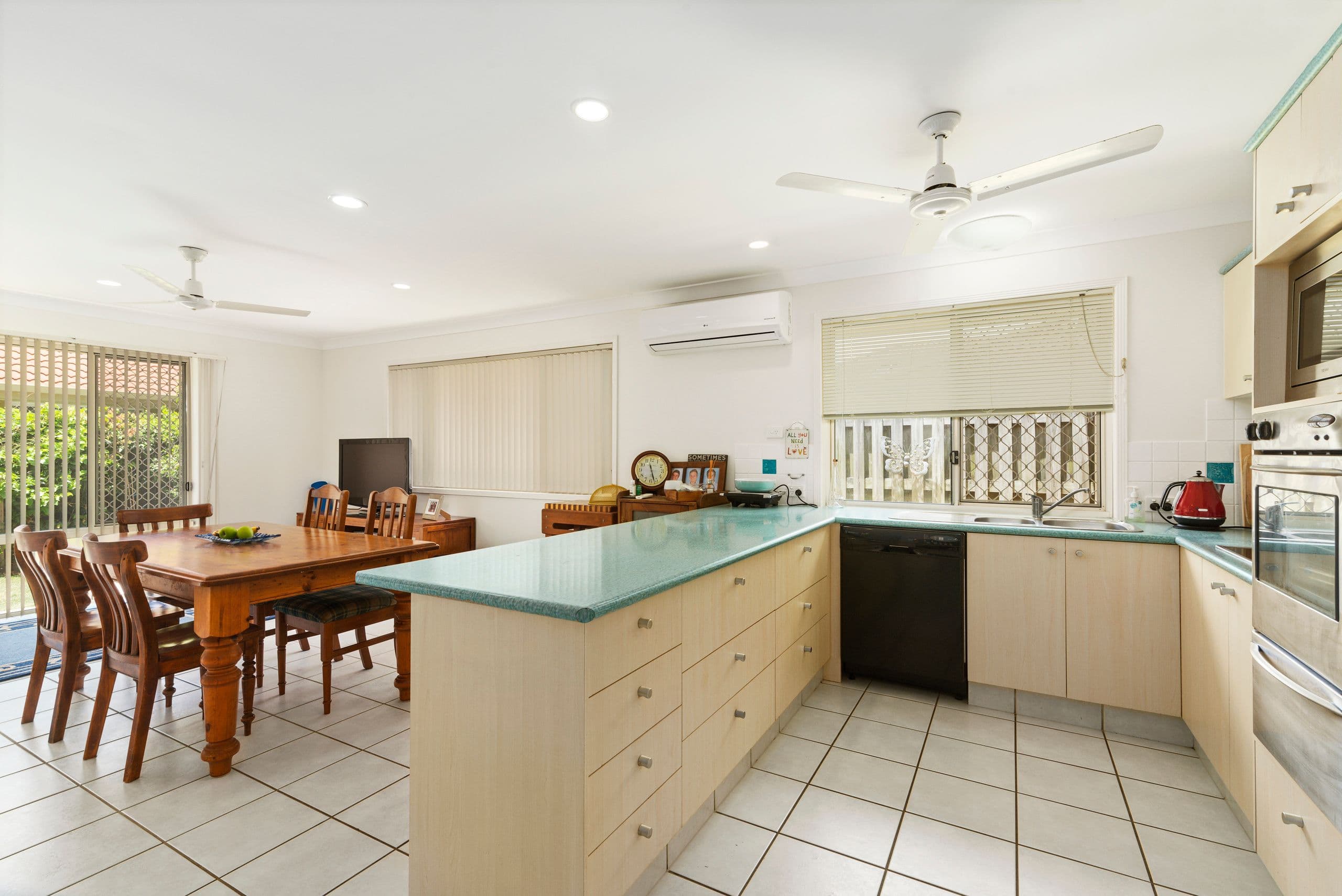 4 Keegan Circuit, Currumbin Waters QLD 4223, Currumbin Waters - Thumbnail 5