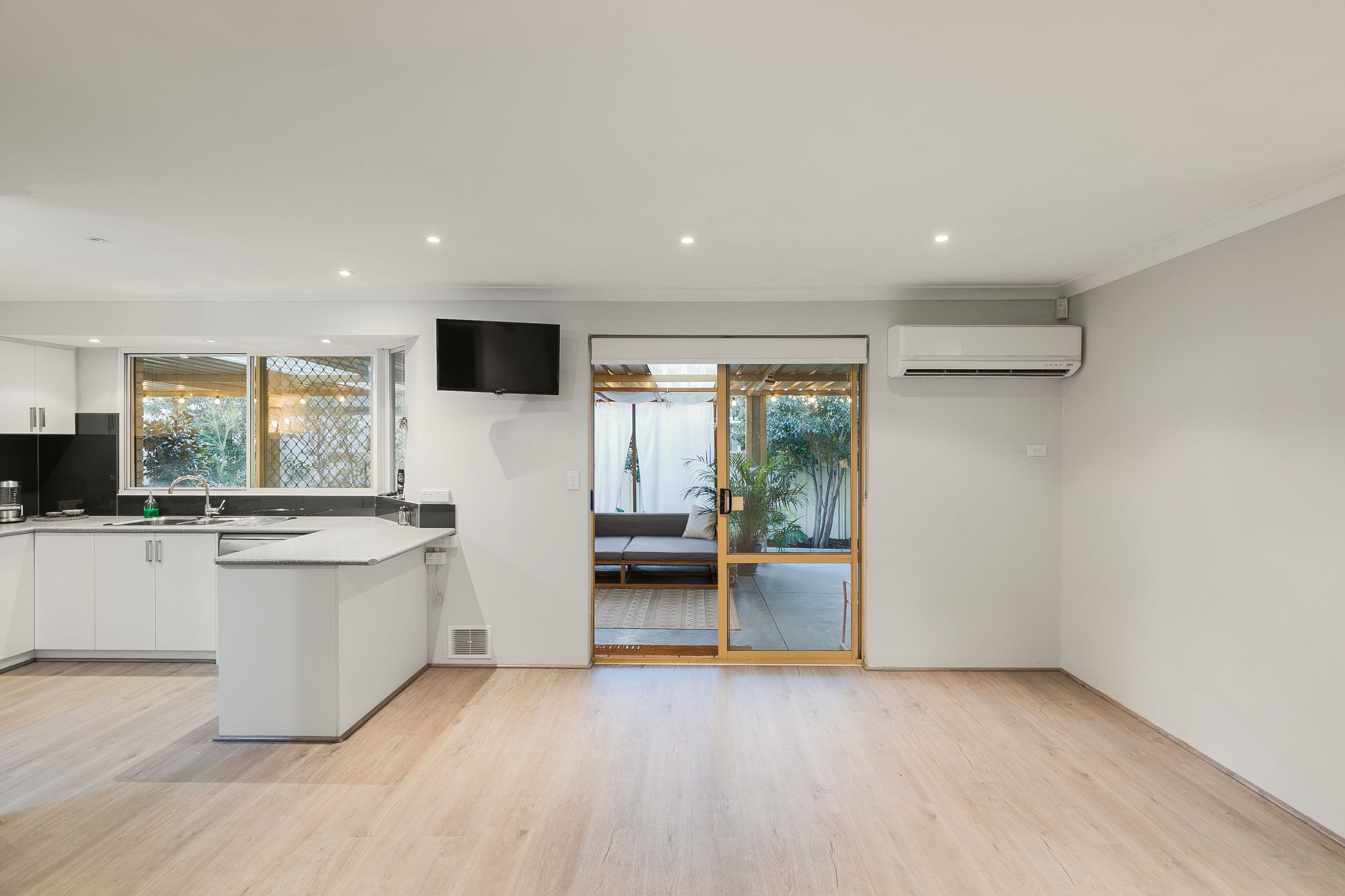 4 Pomelo Way, Seville Grove WA 6112, Seville Grove - Thumbnail 8