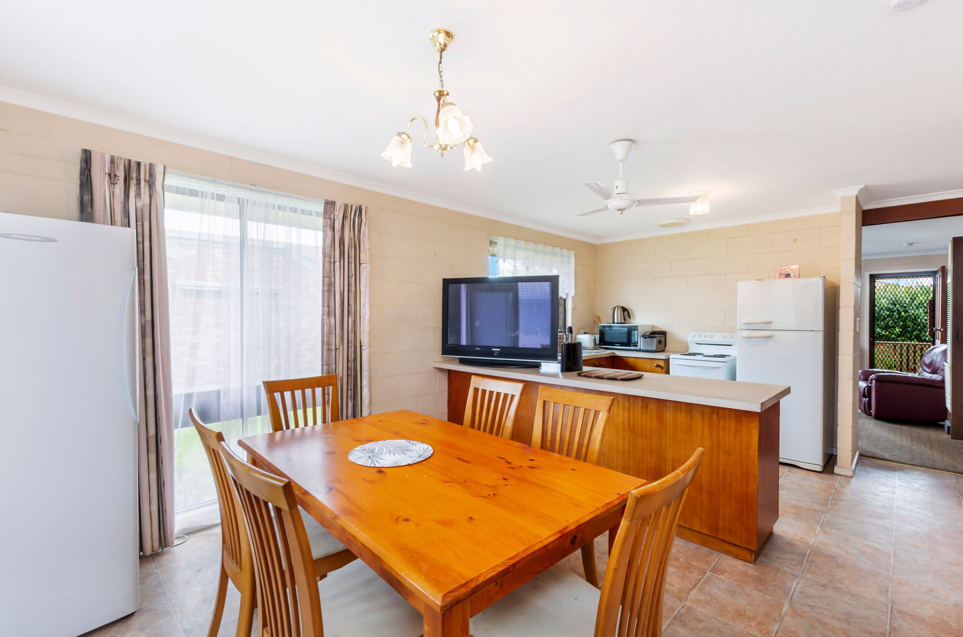 18 Verdon Street, Warrnambool VIC 3280, Warrnambool - Thumbnail 3