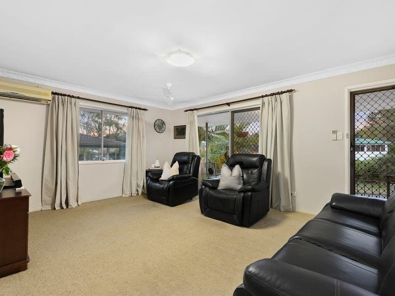 21 Nurom Avenue, Ferny Hills QLD 4055, Ferny Hills - Thumbnail 3