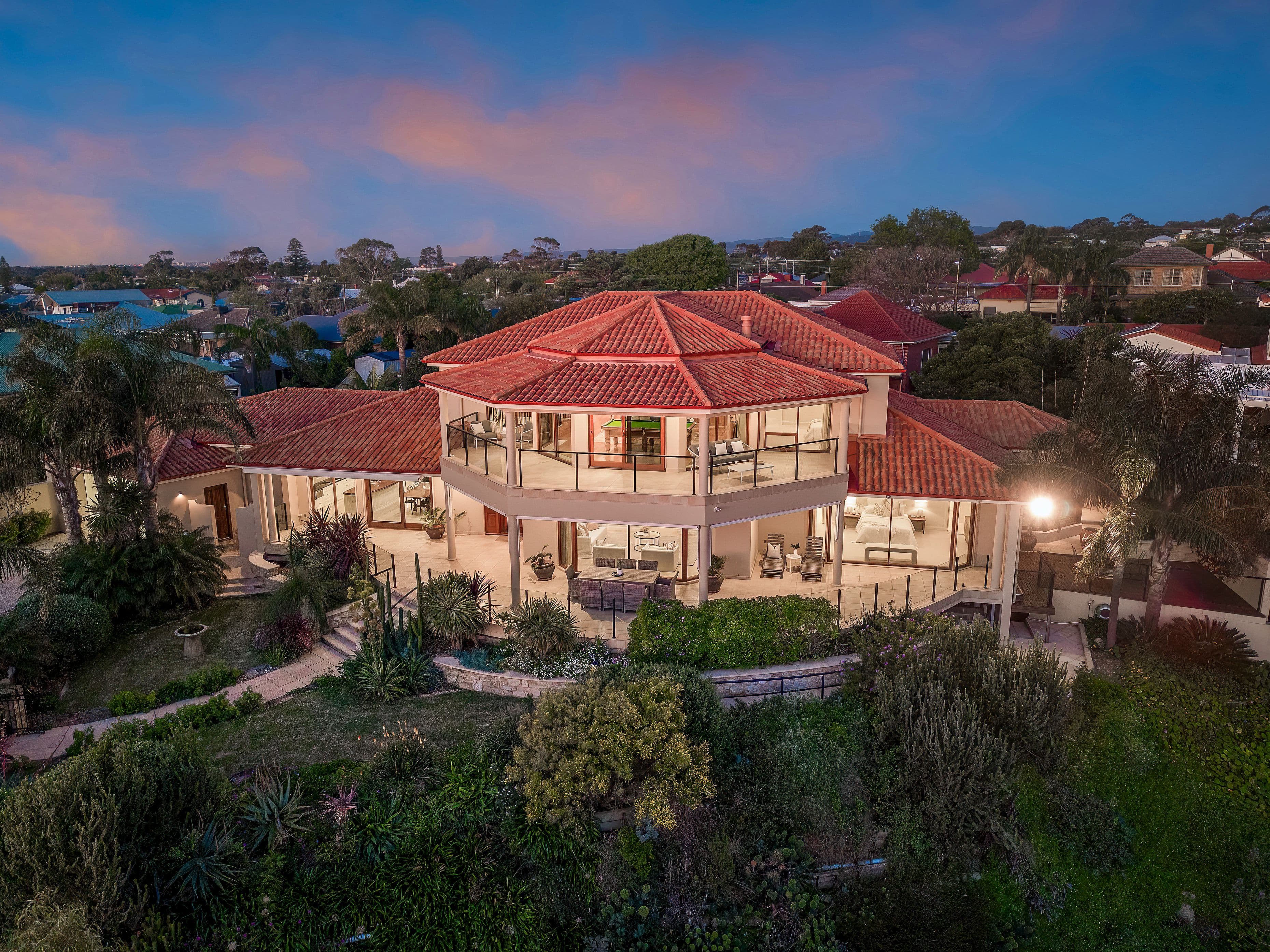 83 Marine Parade, Seacliff SA 5049, Seacliff - Thumbnail 2
