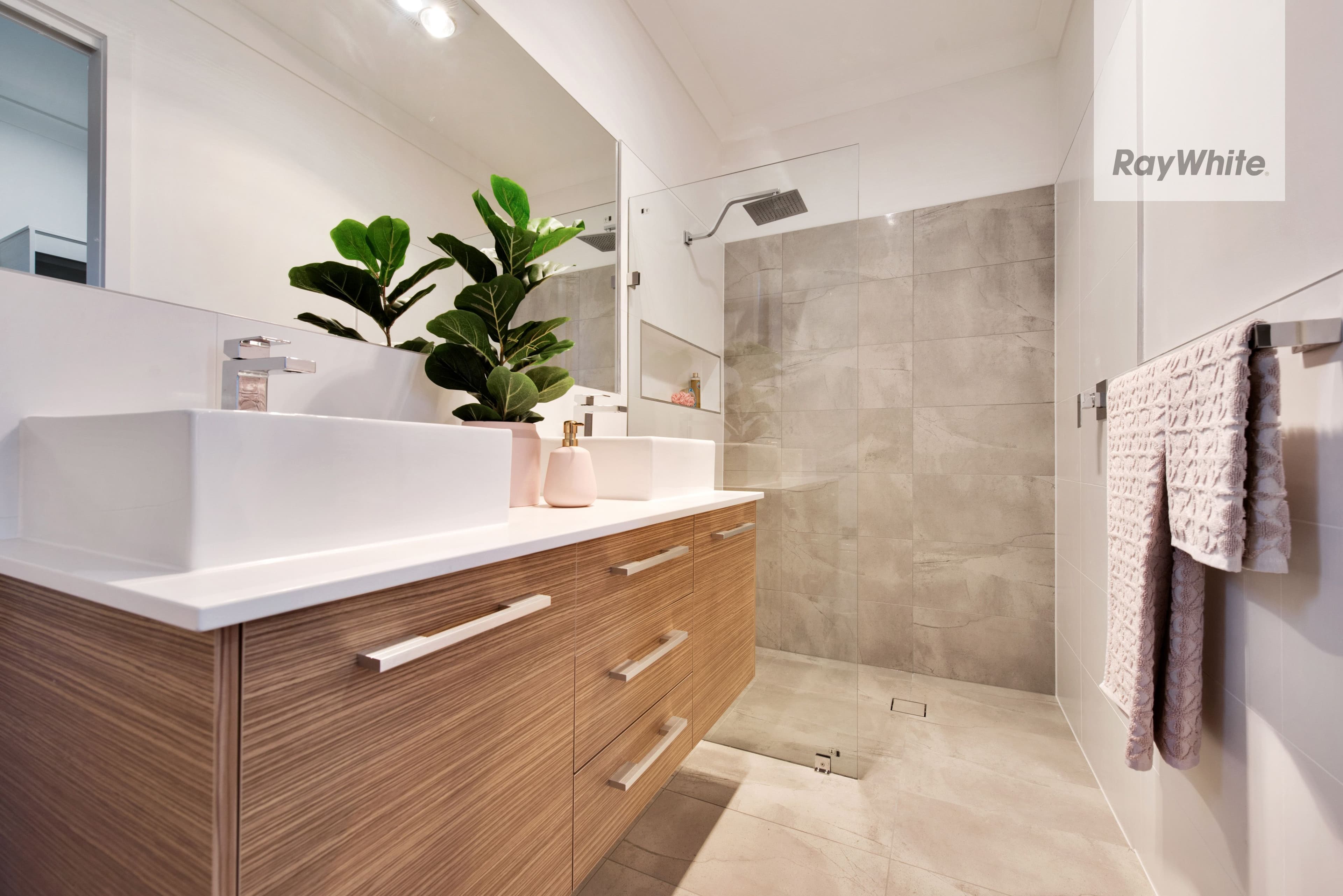 5A Lomond Court, West Lakes SA 5021, West Lakes - Thumbnail 5