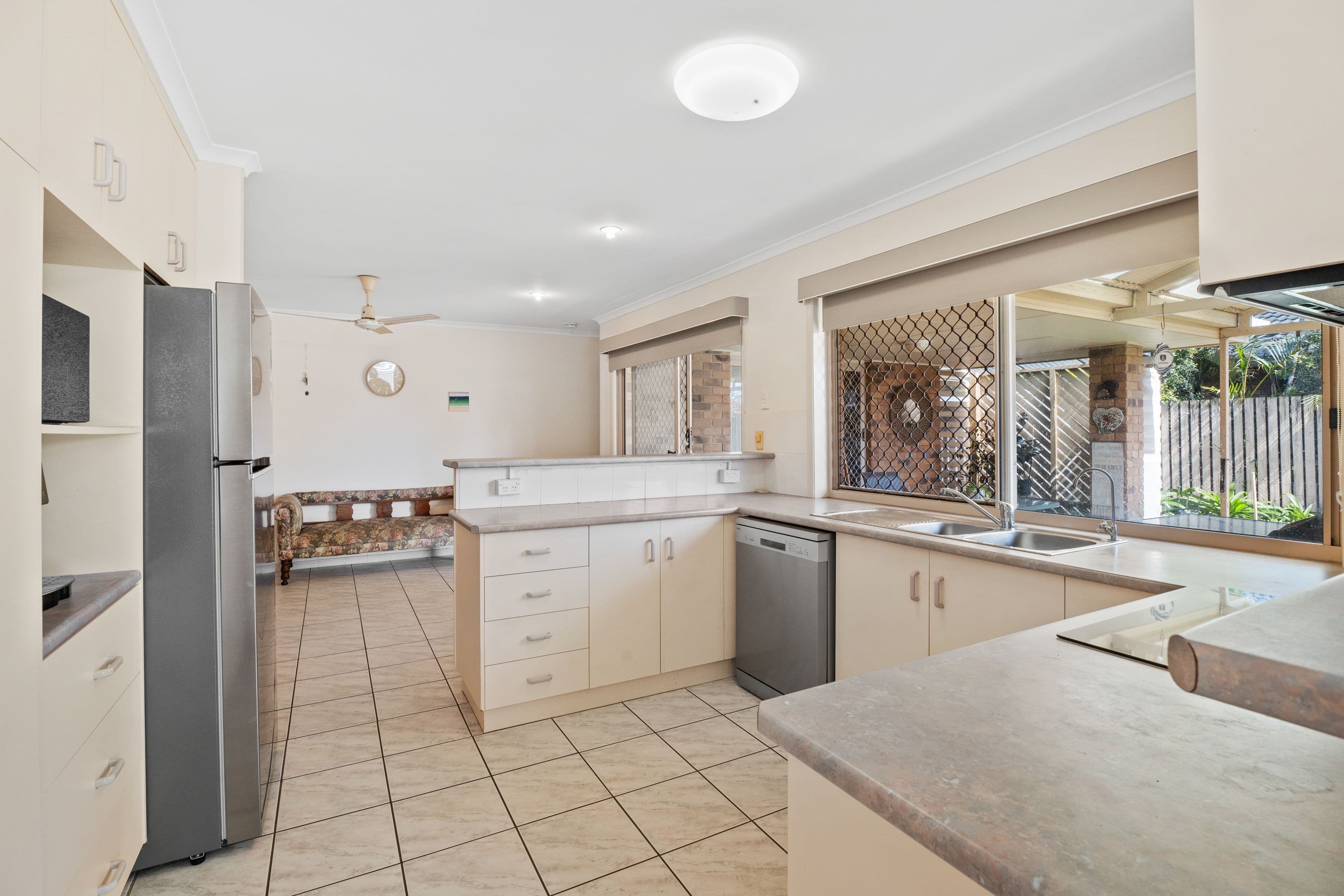 10 Anembo Drive, Torquay QLD 4655, Torquay - Thumbnail 7
