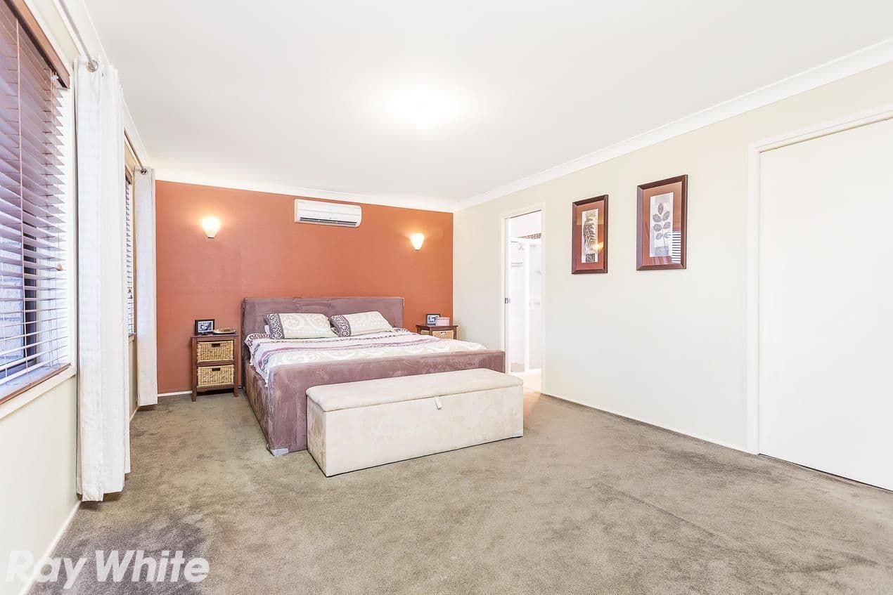 67 Amphitheatre Circuit, Baulkham Hills - Thumbnail 7