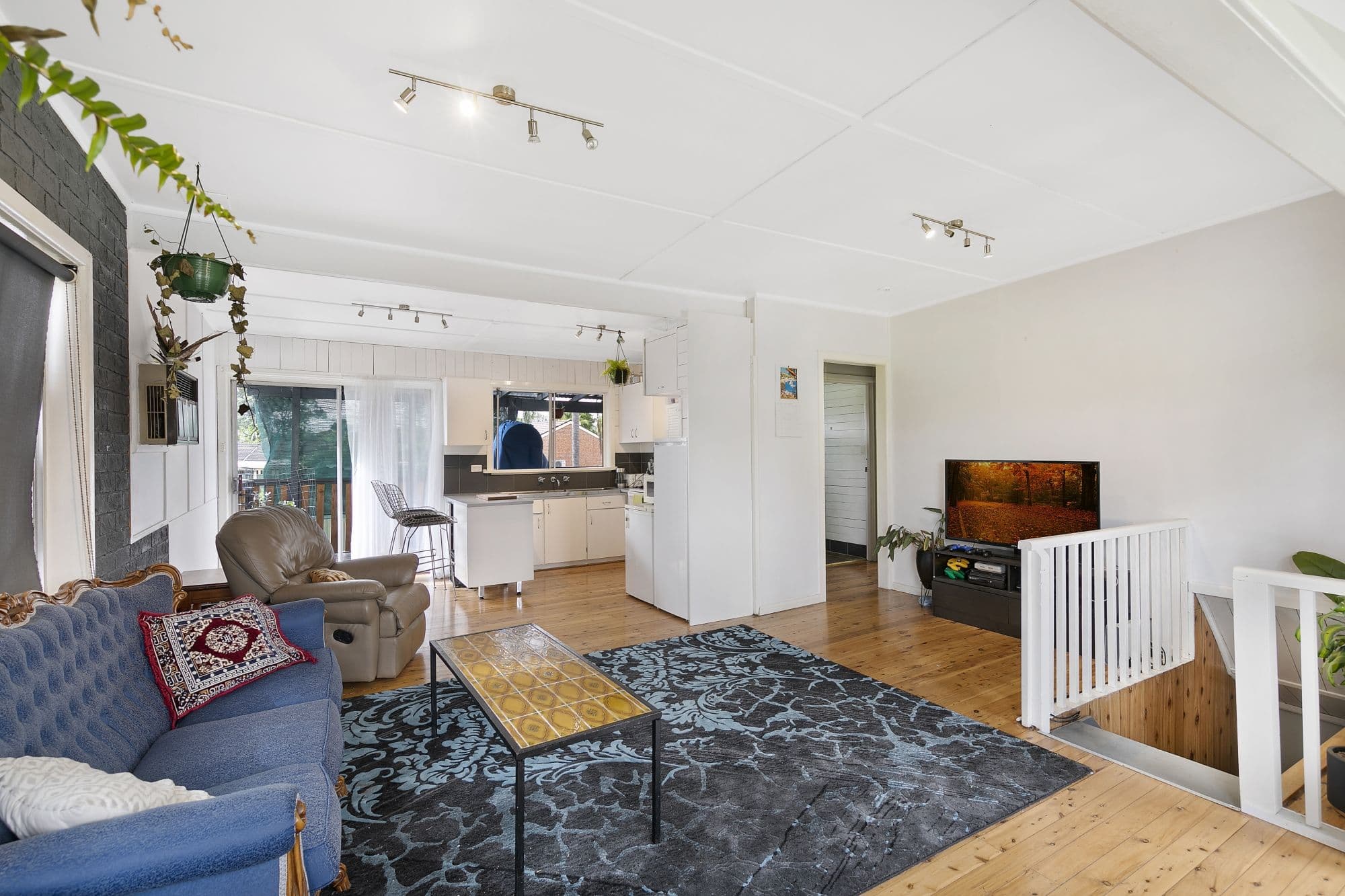 19 Montah Avenue, Berkeley Vale - Image 1
