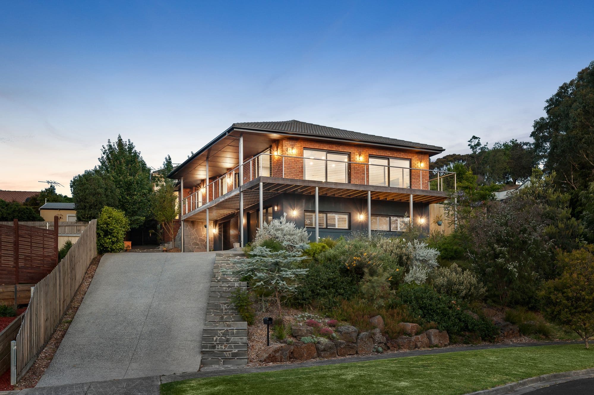 1 Gaylard Court, Berwick VIC 3806, Berwick - Thumbnail 2