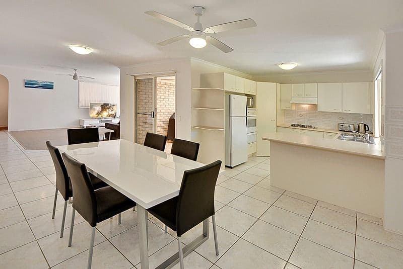 39 Lakeshore Place, LITTLE MOUNTAIN QLD 4551, Little Mountain - Thumbnail 5