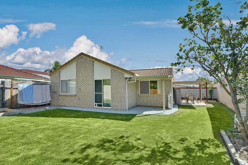 39 Lakeshore Place, LITTLE MOUNTAIN QLD 4551, Little Mountain - Thumbnail 8