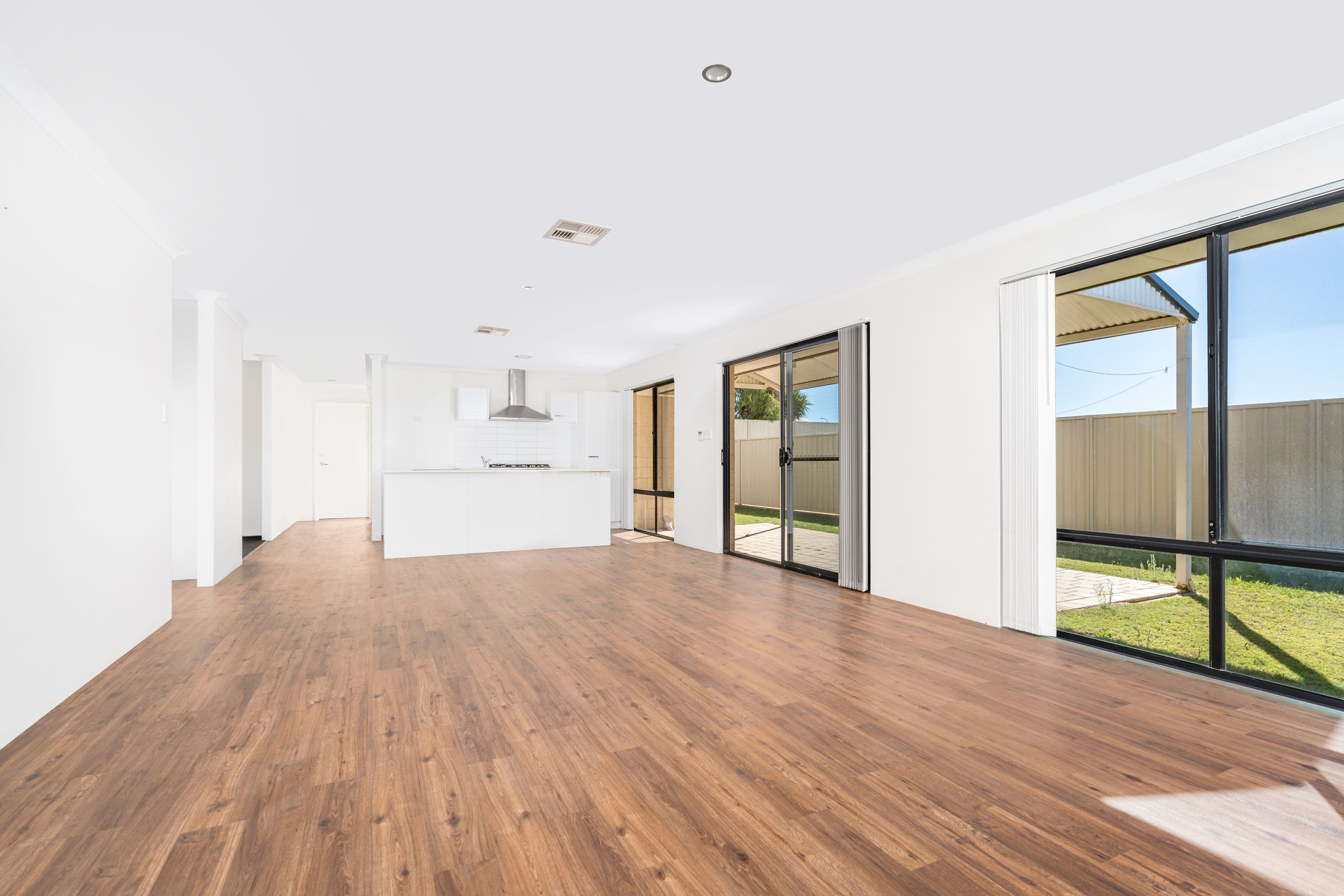 2 Lapwing Way, Wandina WA 6530, Wandina - Thumbnail 2