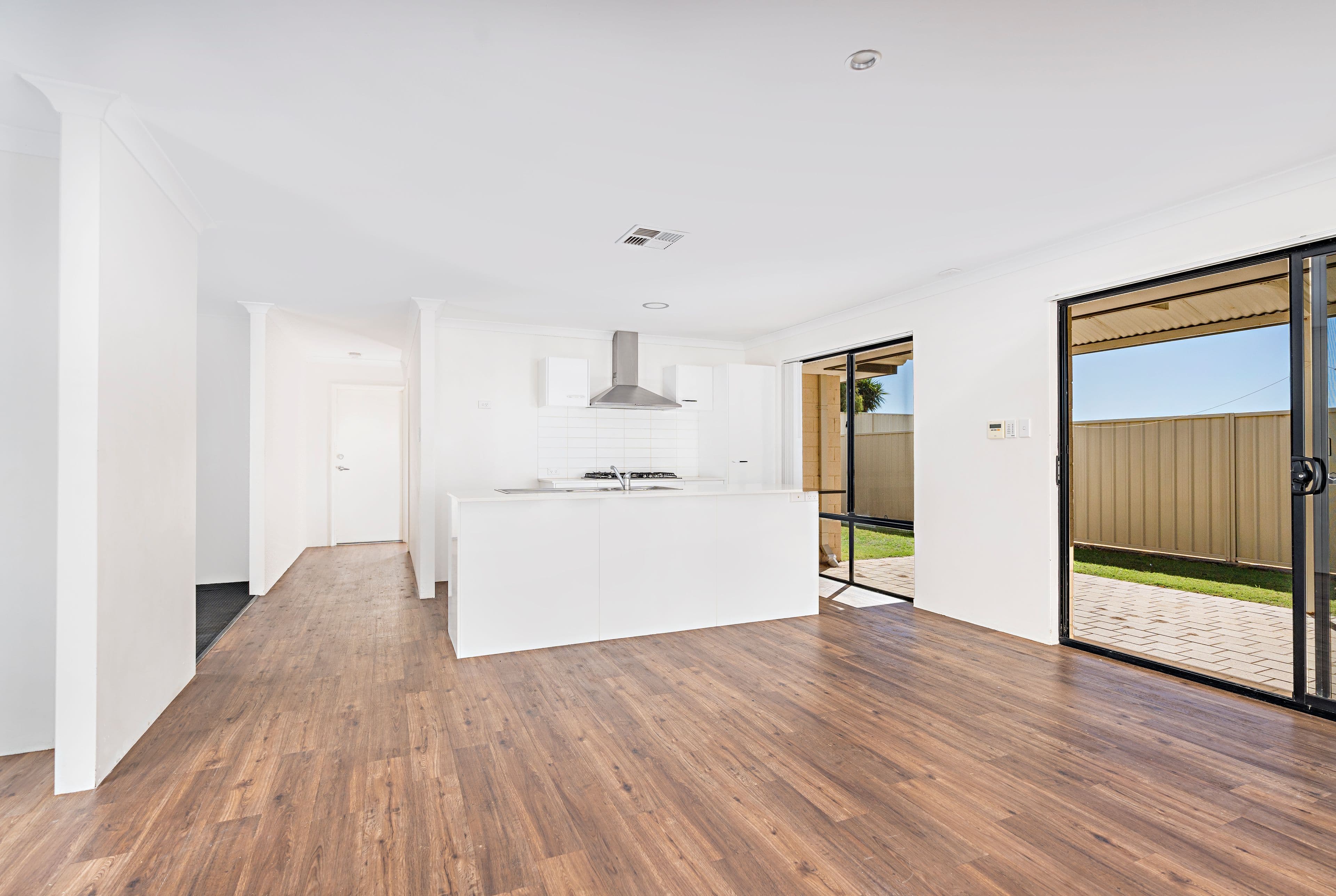 2 Lapwing Way, Wandina WA 6530, Wandina - Thumbnail 3