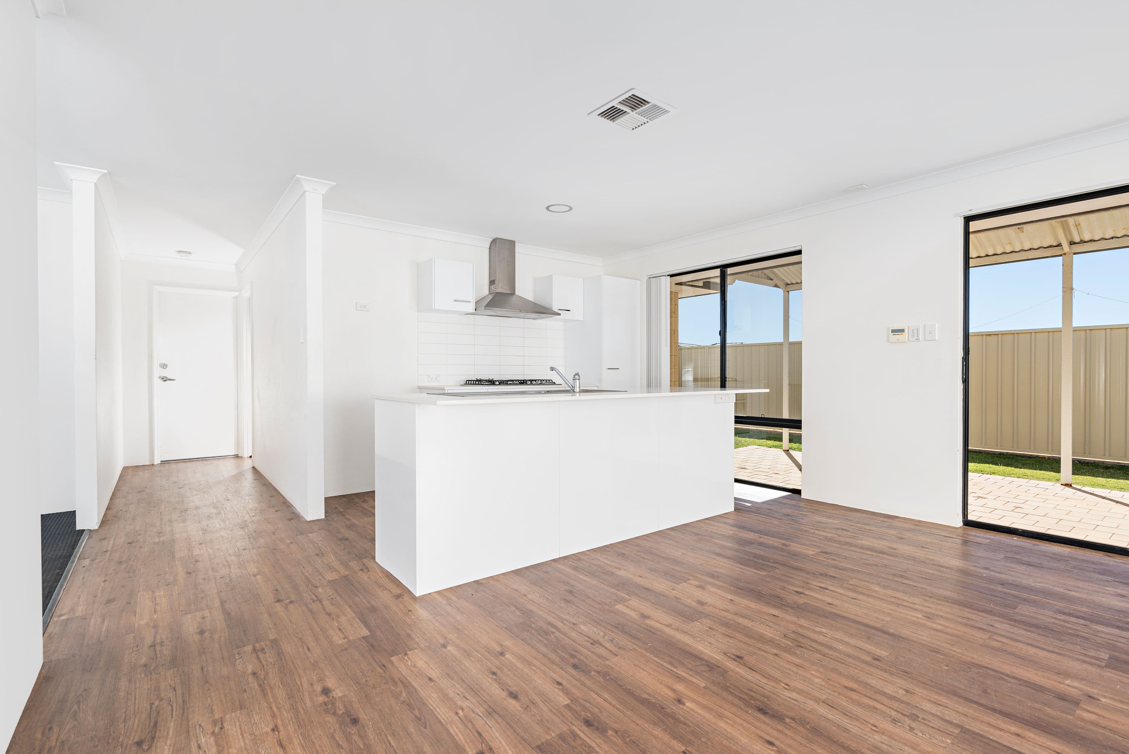 2 Lapwing Way, Wandina WA 6530, Wandina - Thumbnail 4