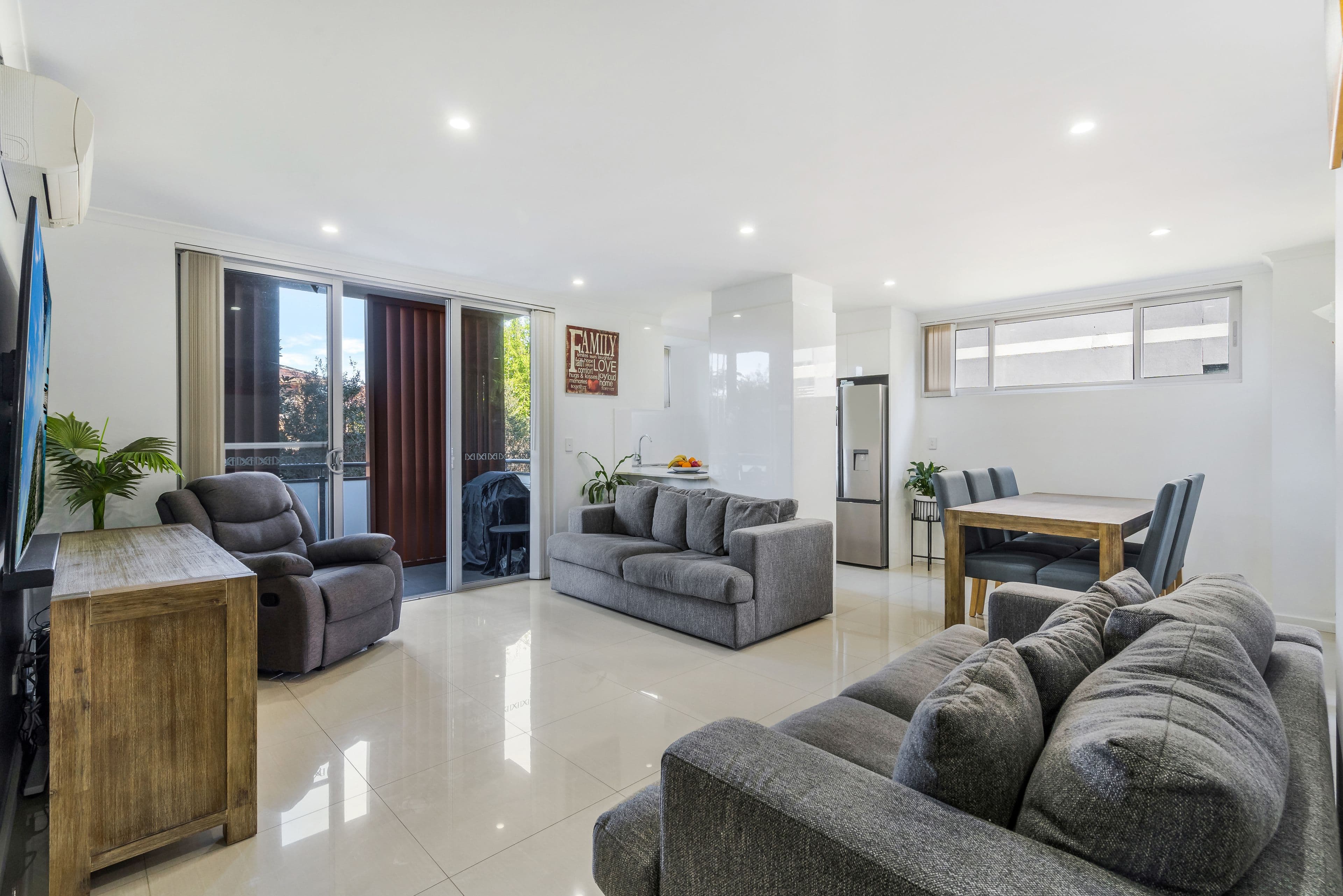 42-44 Hoxton Park Road, Liverpool NSW 2170, Liverpool - Thumbnail 3