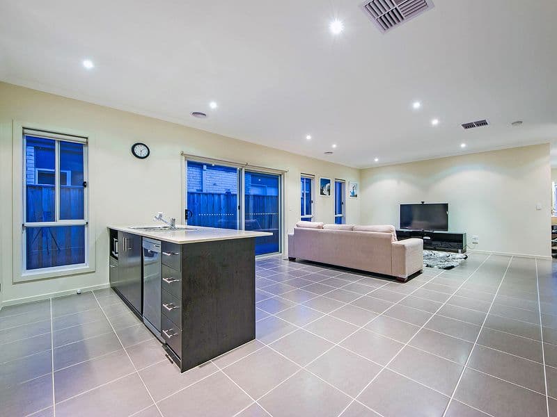 1 Woolybush Drive, TARNEIT VIC 3029, Tarneit - Thumbnail 4