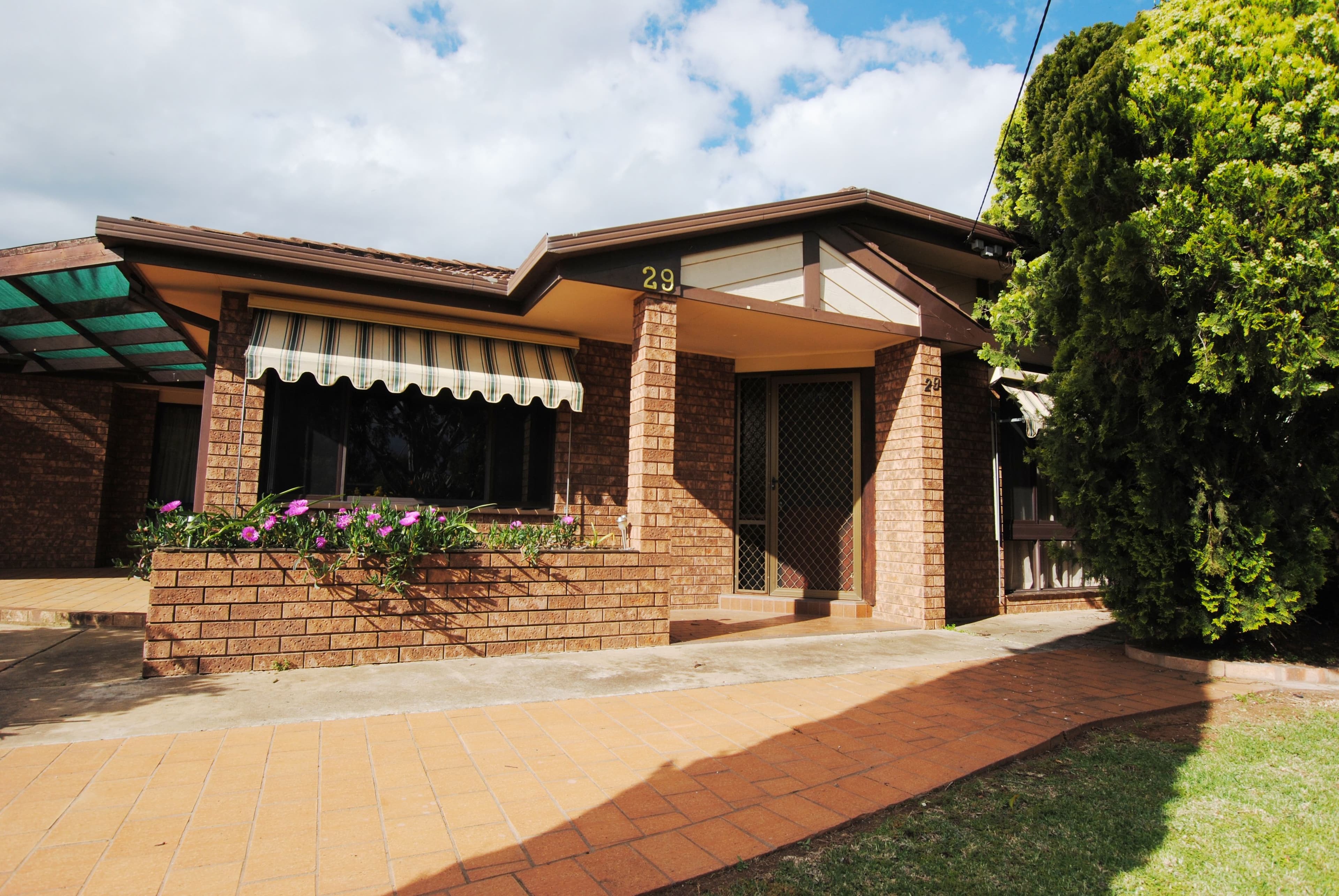 29 Henry Street, Yenda - Thumbnail 2
