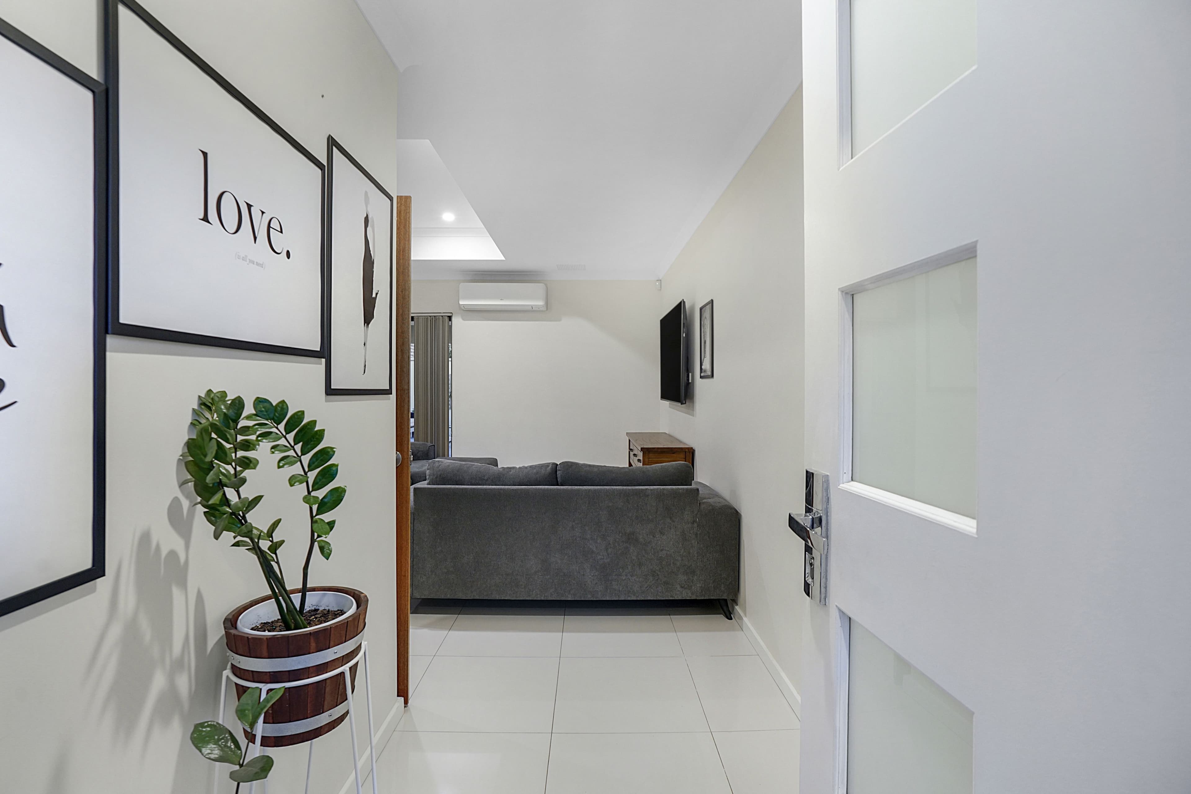 4B Fiona Street, Morley WA 6062, Morley - Thumbnail 2