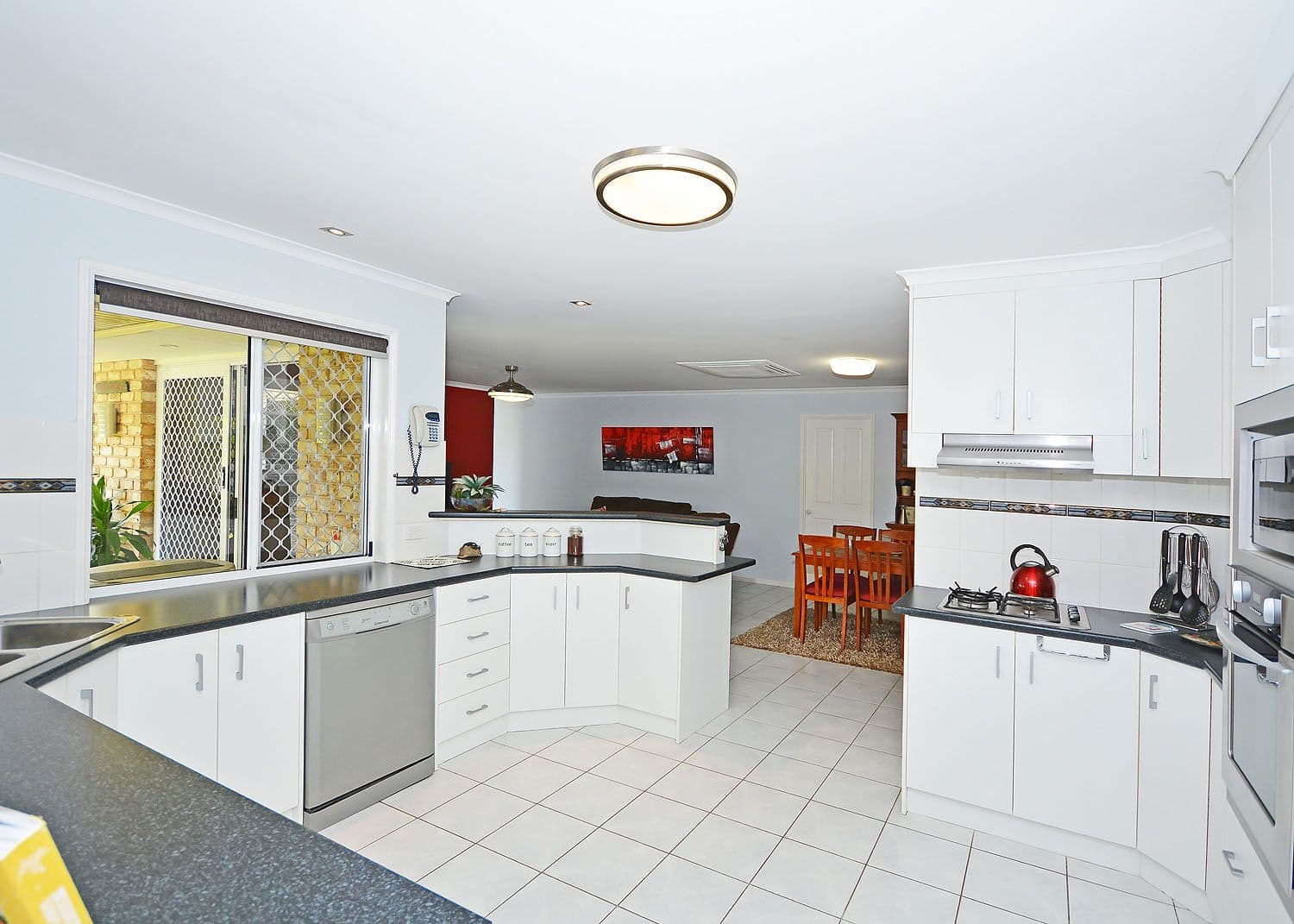 3 Hayman Court, Kawungan QLD 4655, Kawungan - Thumbnail 4