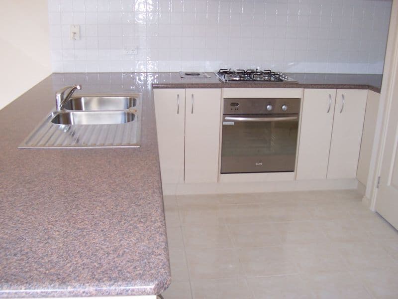 LYNBROOK VIC 3975, Lynbrook - Thumbnail 2