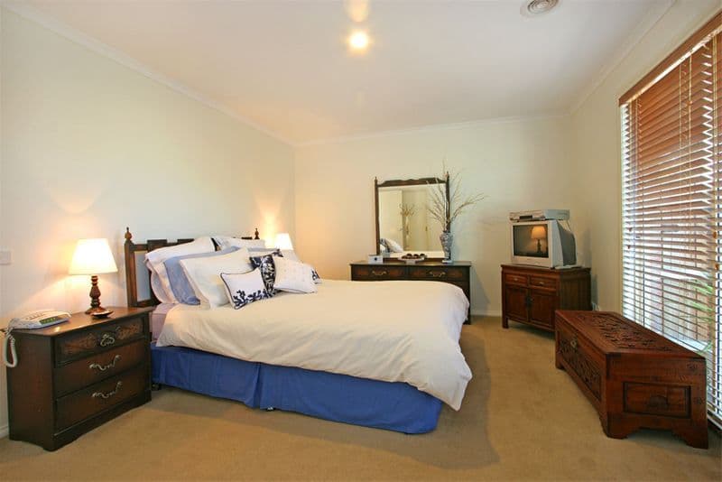 23   Moorhead Avenue, MORNINGTON VIC 3931, Mornington - Thumbnail 2