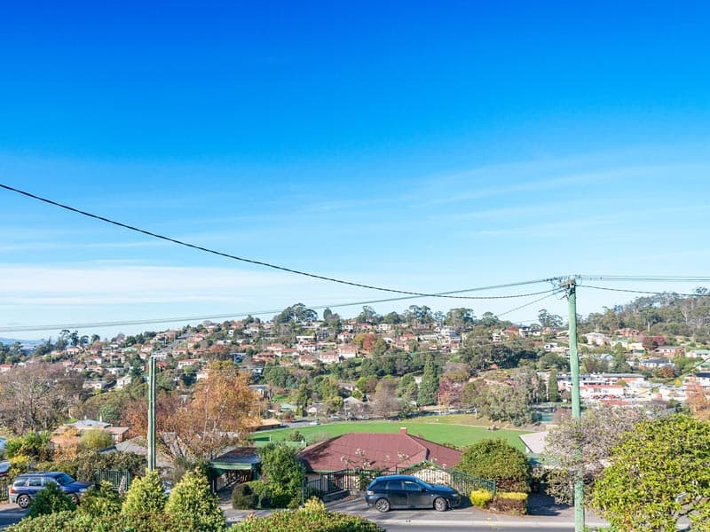 6 Veulalee Avenue, Trevallyn, Trevallyn - Thumbnail 2