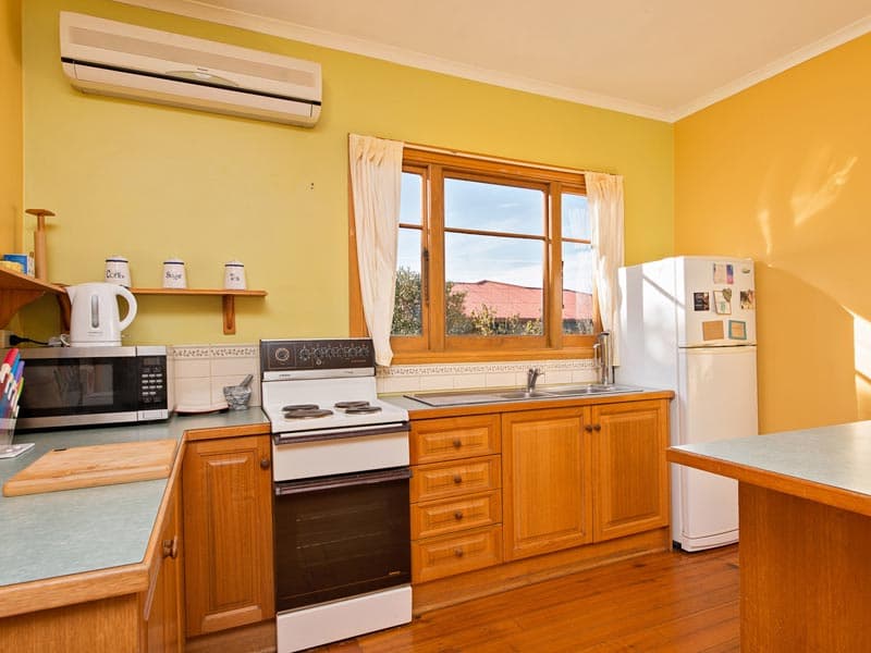 6 Veulalee Avenue, Trevallyn, Trevallyn - Thumbnail 4