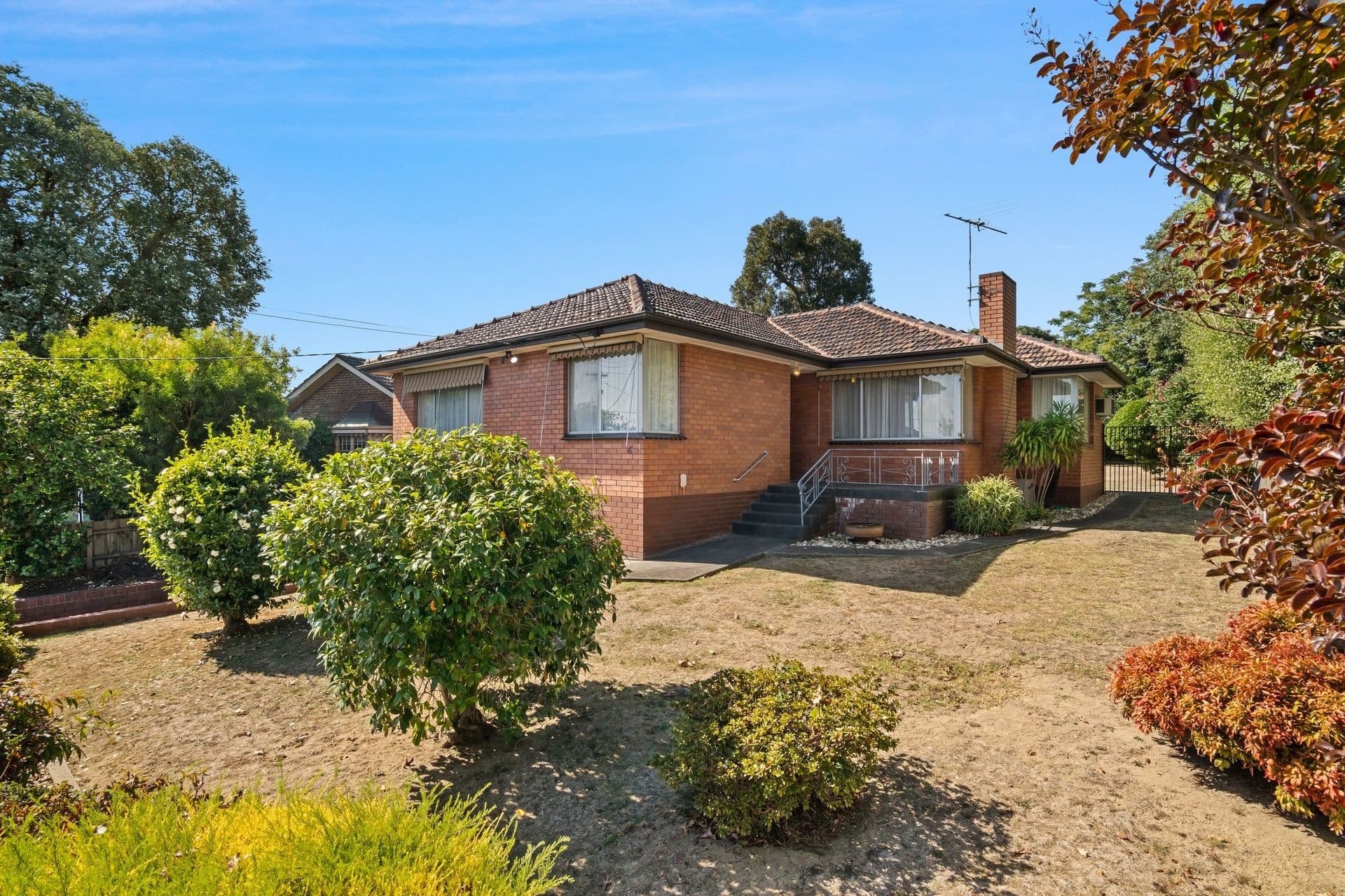 6 Gilbert Street, Bulleen VIC 3105, Bulleen - Image 1