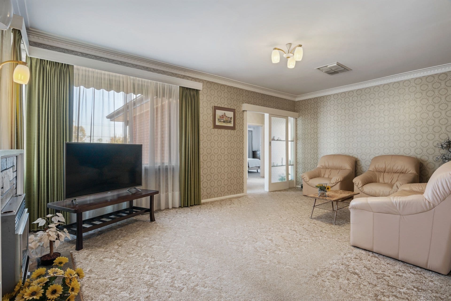 6 Gilbert Street, Bulleen VIC 3105, Bulleen - Thumbnail 2