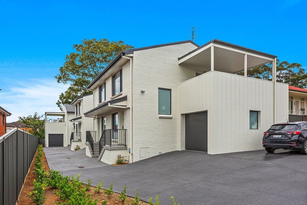 3/65 Gilmore Street, West Wollongong - Image 1