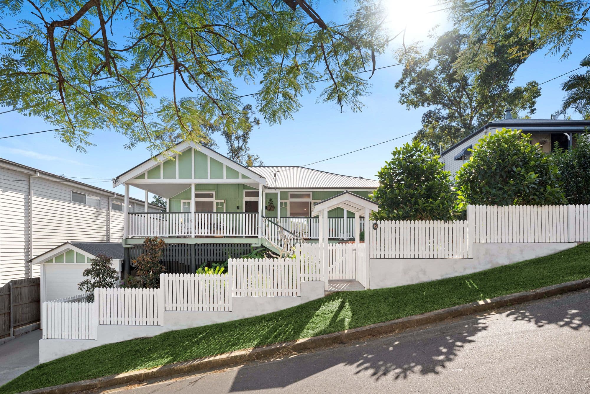 15 Jones Street, Red Hill QLD 4059, Red Hill - Thumbnail 2
