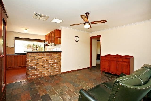 16 Amsterdam Street, CRAIGMORE SA 5114, Craigmore - Thumbnail 3