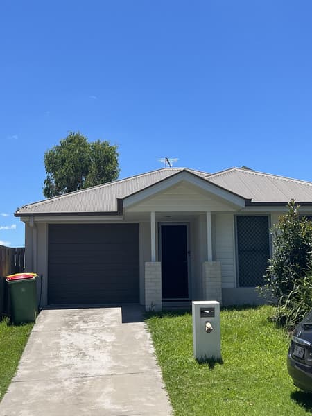 68 Francisca Drive, Augustine Heights QLD 4300, Augustine Heights - Thumbnail 2