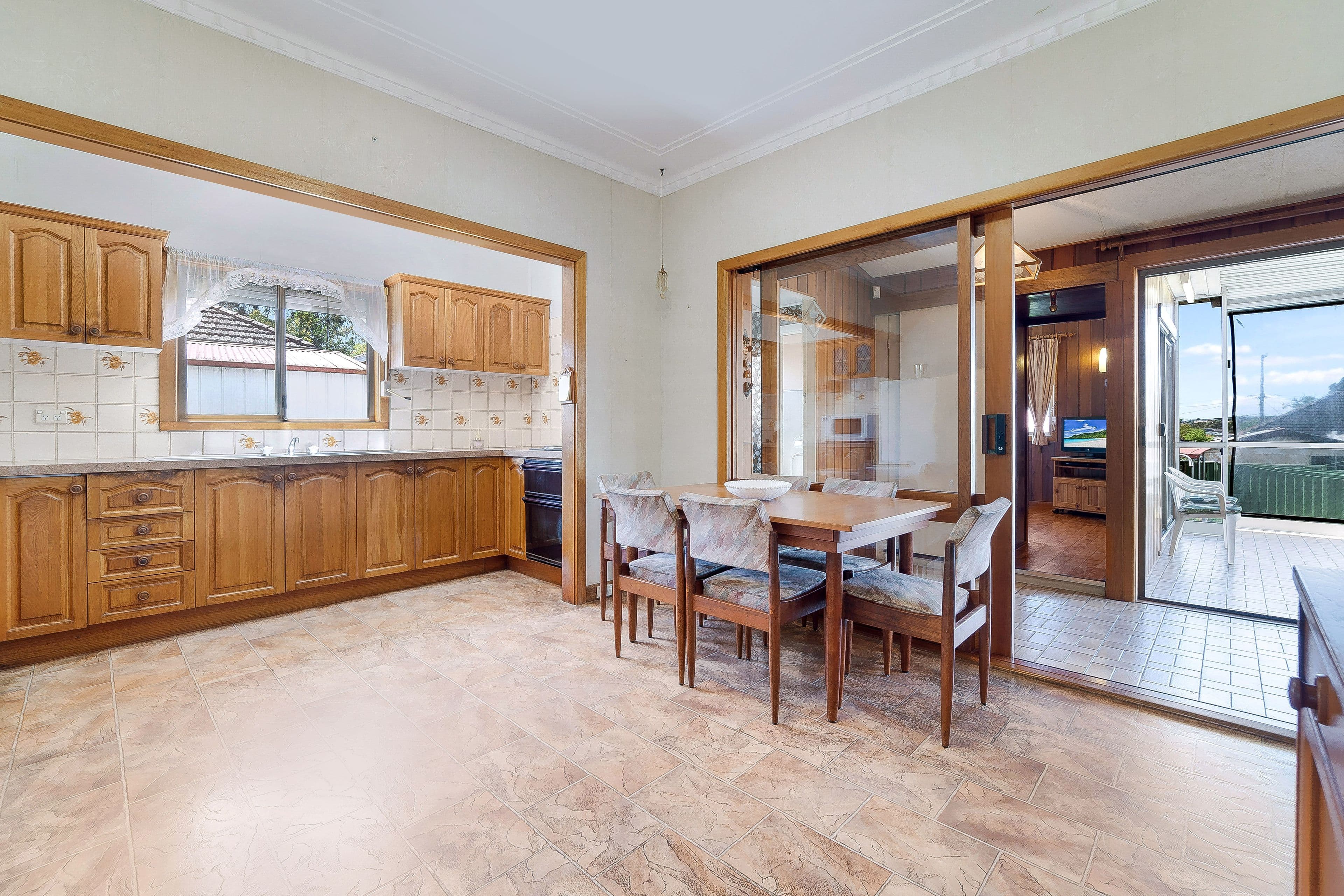 5 Arcadia Road, Chester Hill NSW 2162, Chester Hill - Thumbnail 3