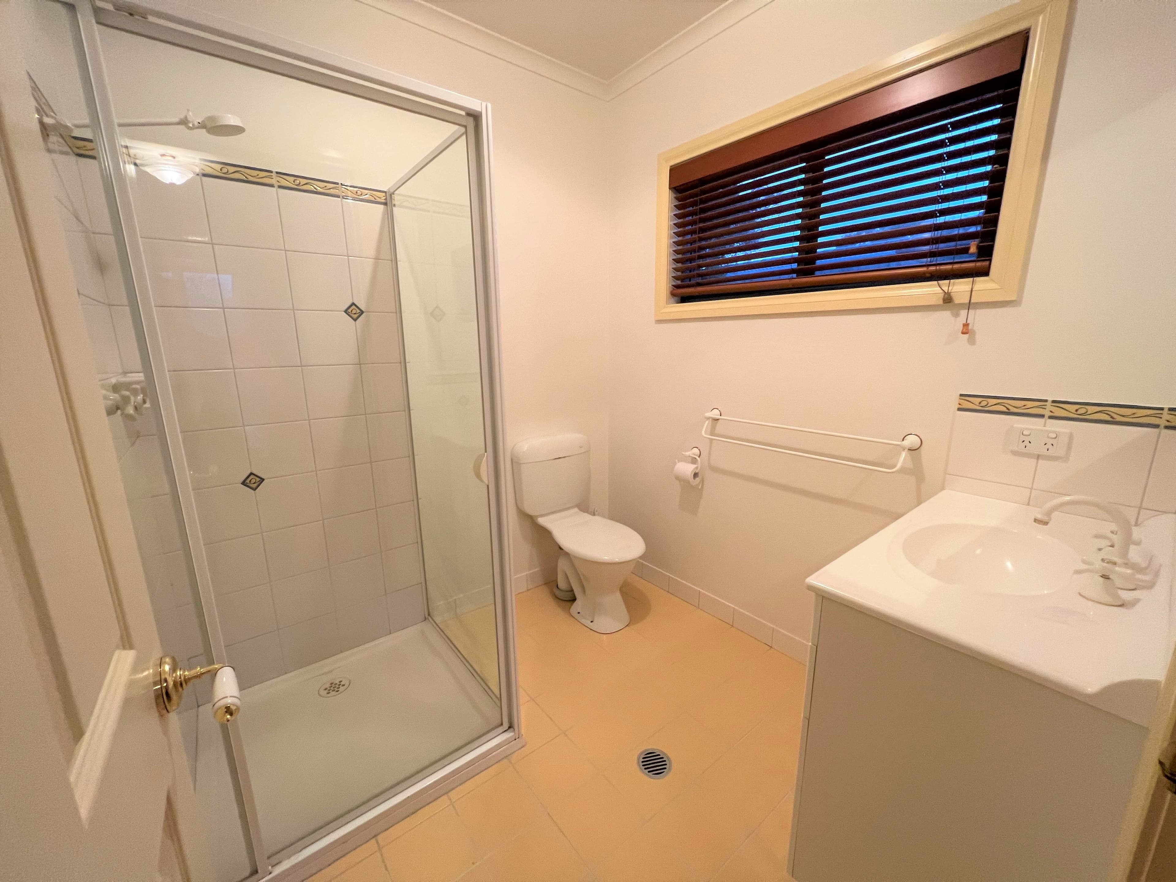 366 Sloane Street, Deniliquin NSW 2710, Deniliquin - Thumbnail 7
