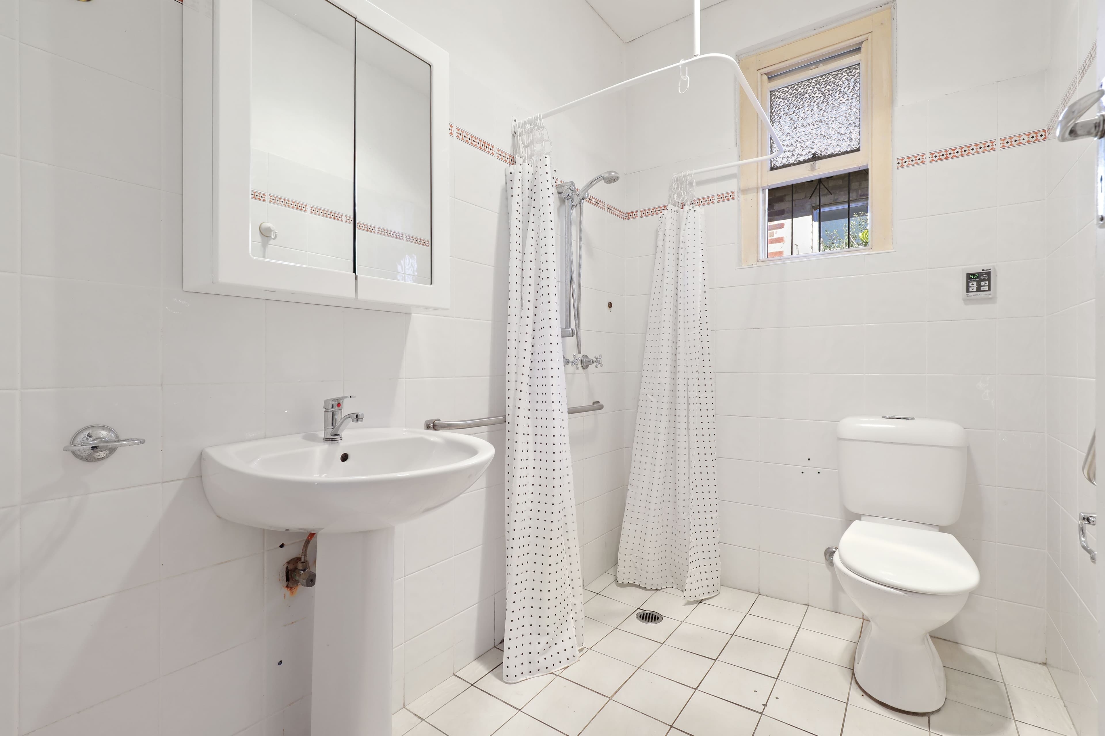 24 Fourth Avenue, Willoughby NSW 2068, Willoughby - Thumbnail 4