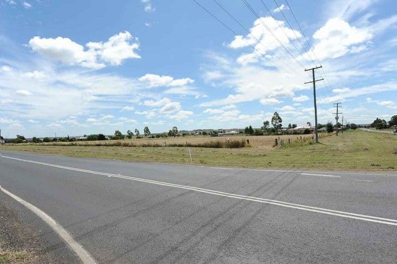 36 Alfred Street, CAMBOOYA QLD 4358, Cambooya - Thumbnail 5