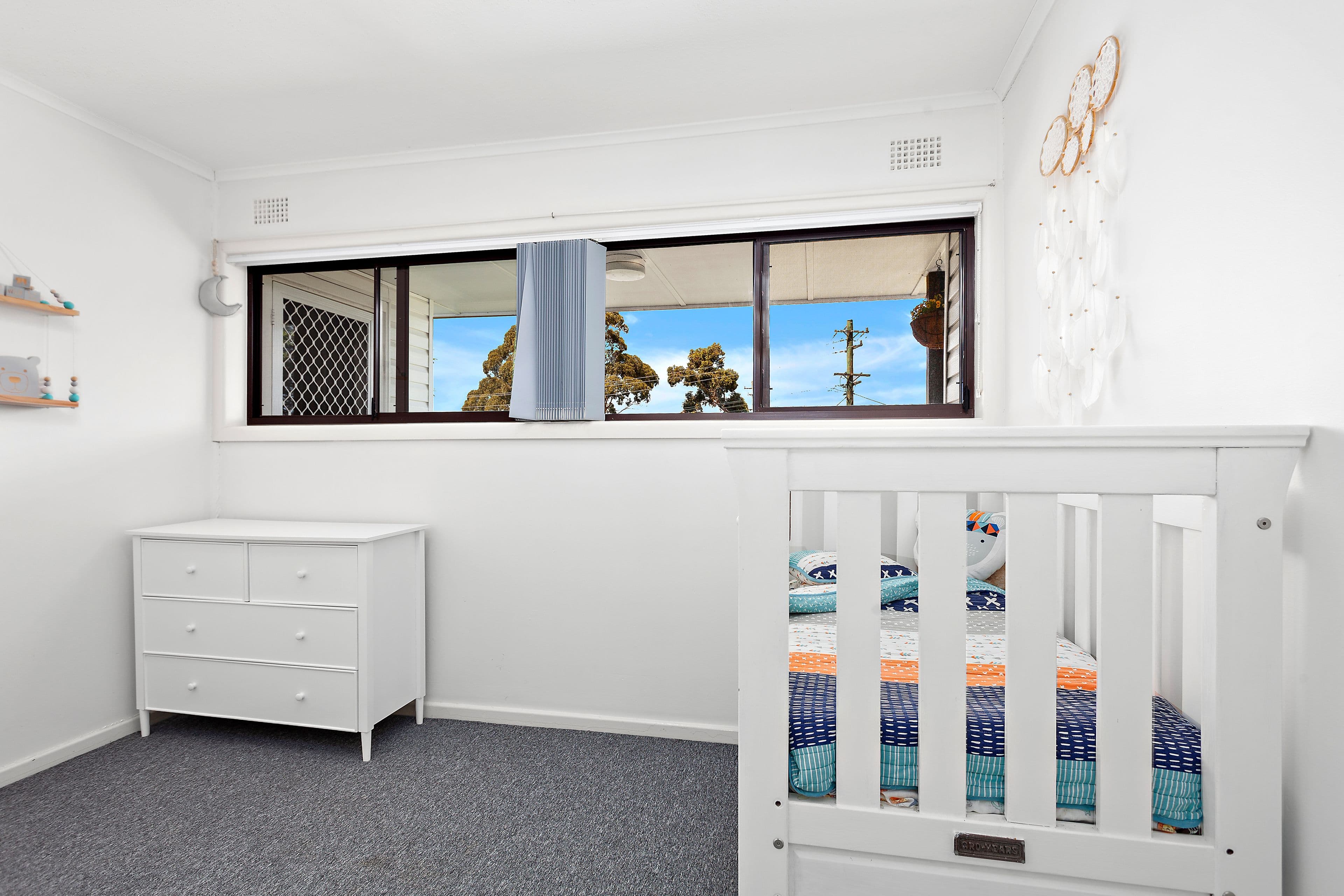 8 Mealing Avenue, Mount Warrigal - Thumbnail 5